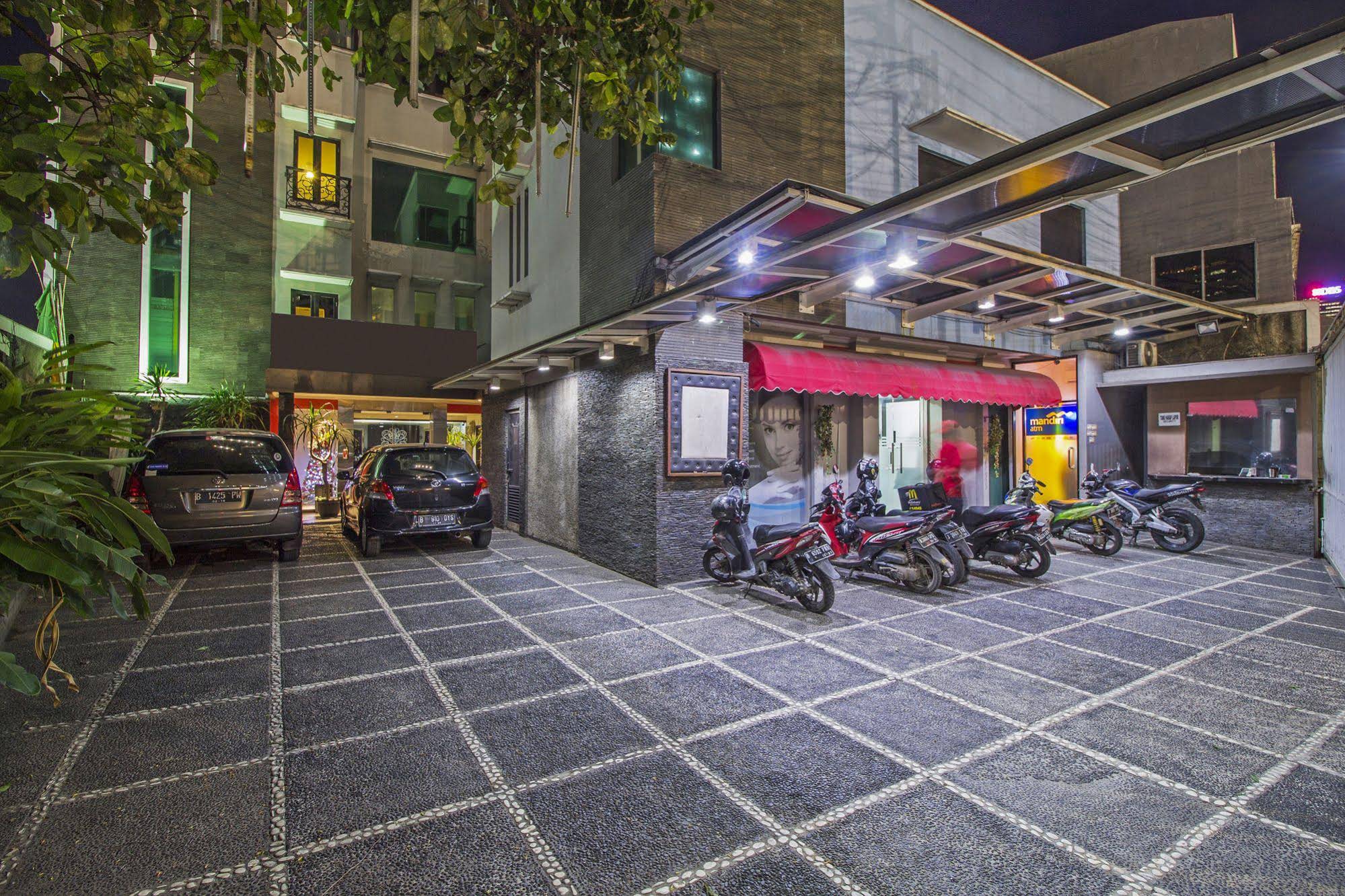 Blessing Residence by RedDoorz