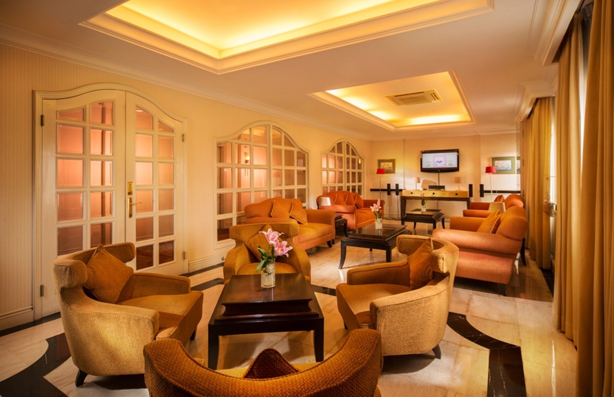 Blue Sky Hotel Pandurata