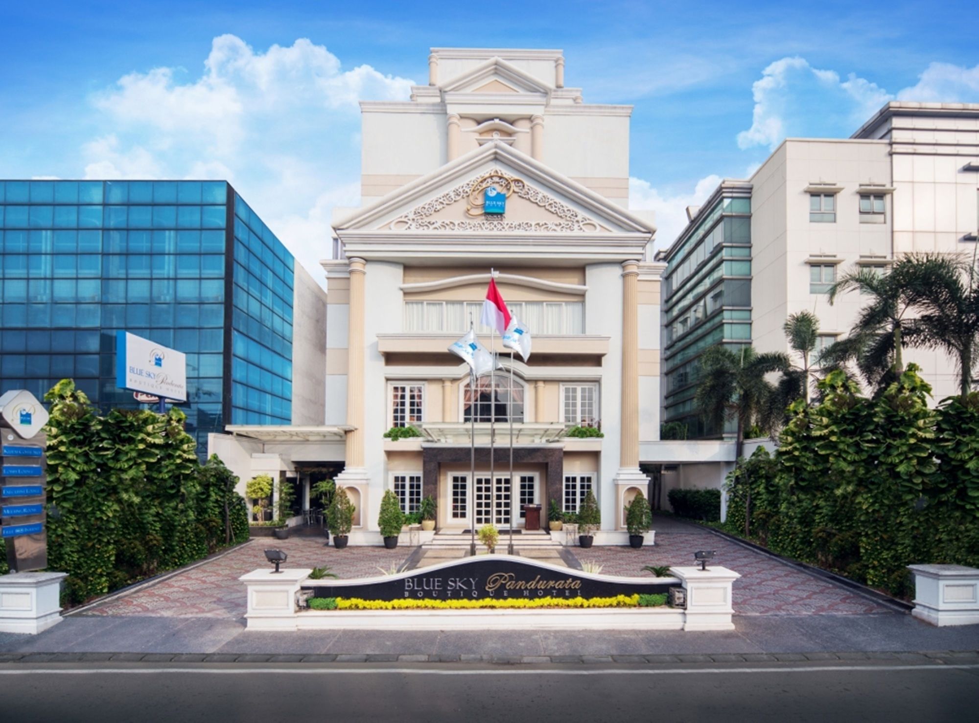 Blue Sky Hotel Pandurata