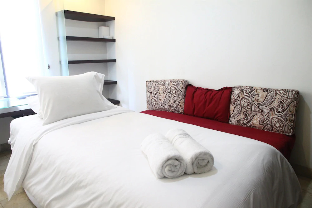 Brawijaya Apartment by Travelio