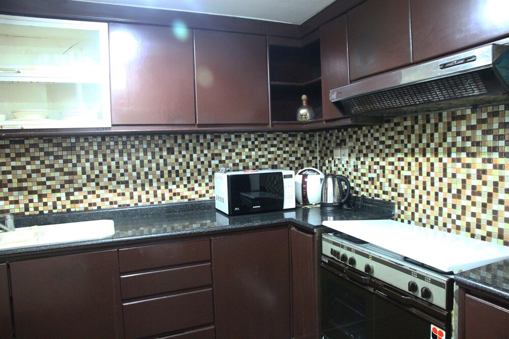 Brawijaya Apartment by Travelio