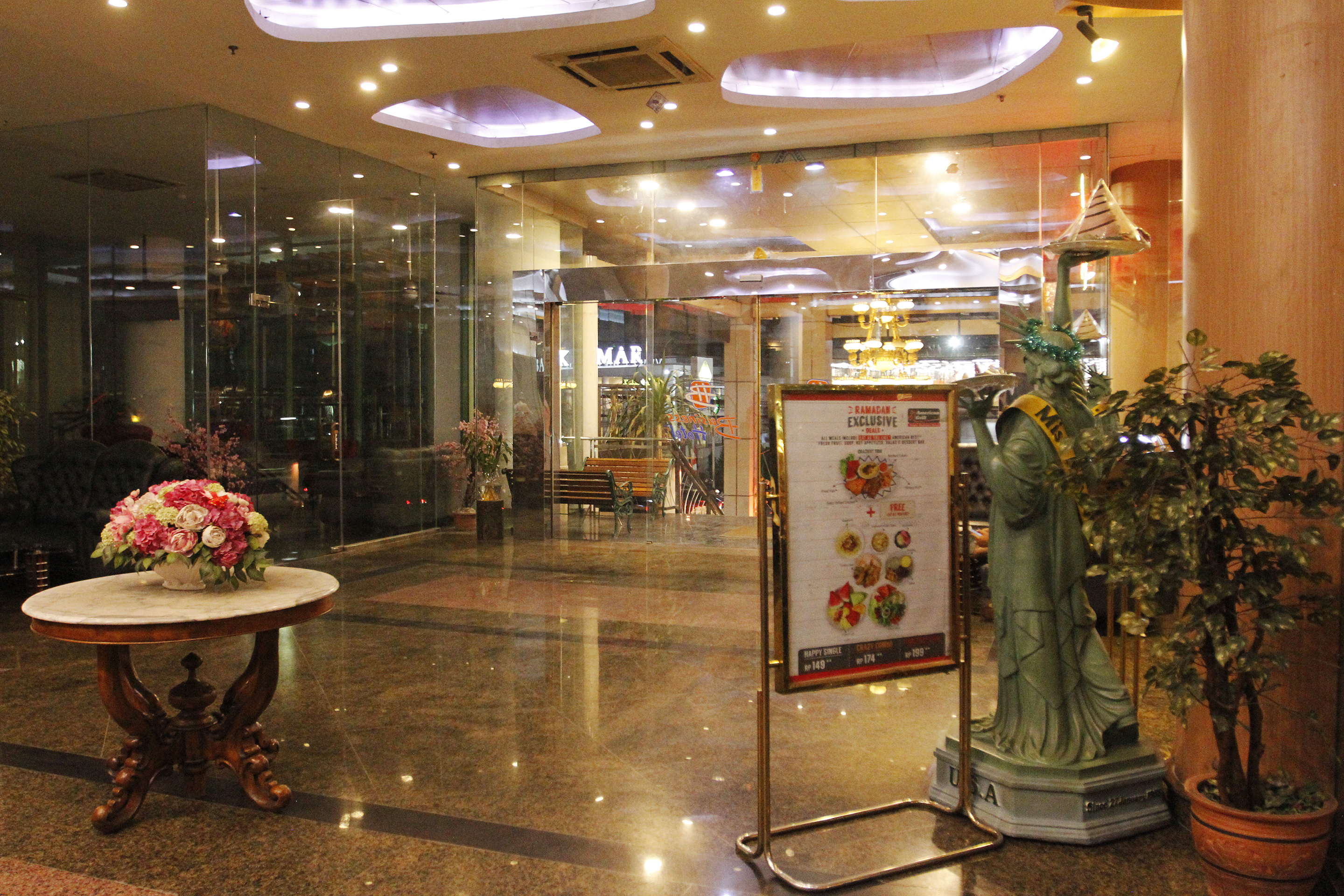 Business Hotel by OYO Rooms
