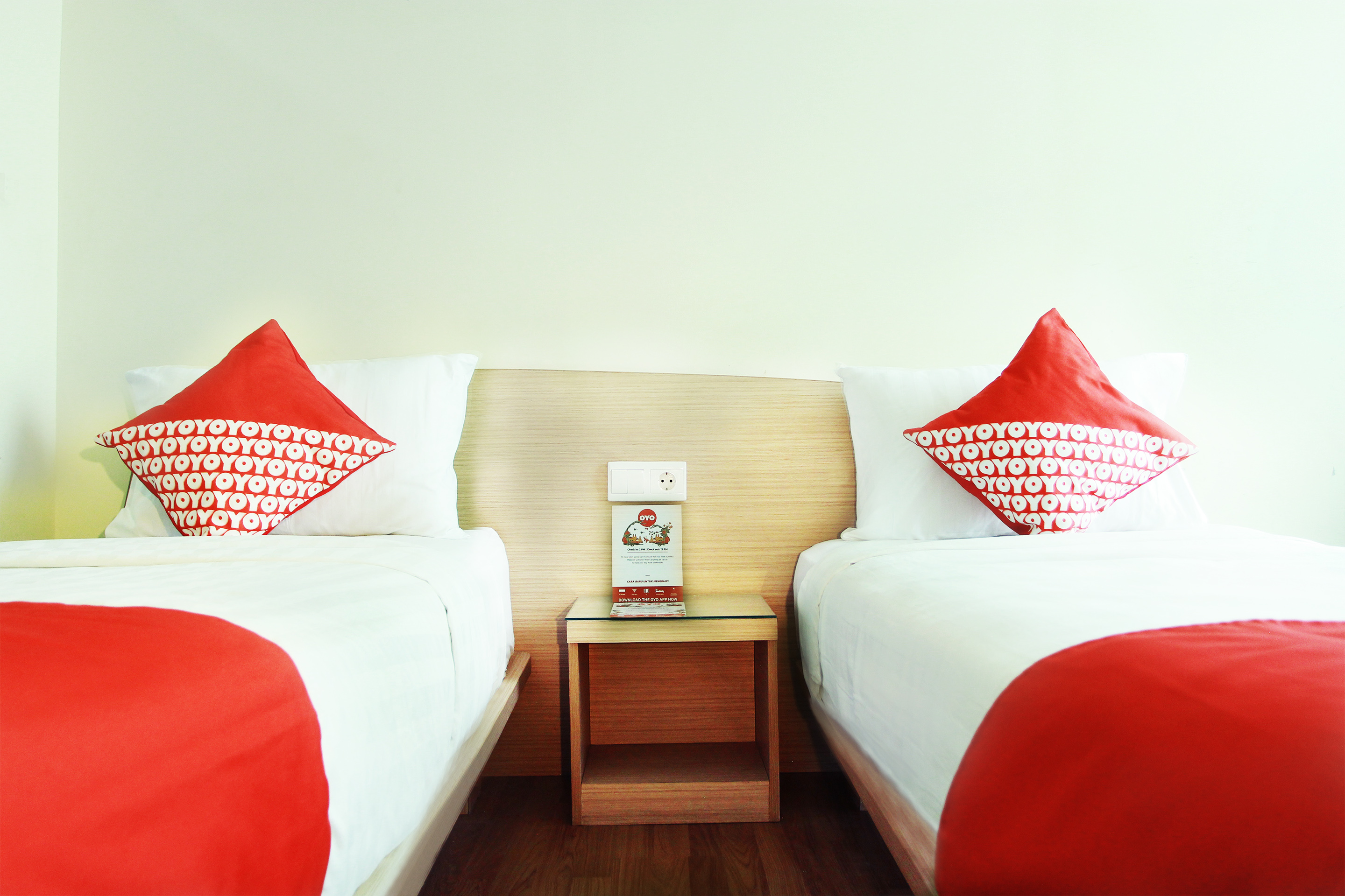 Business Hotel by OYO Rooms
