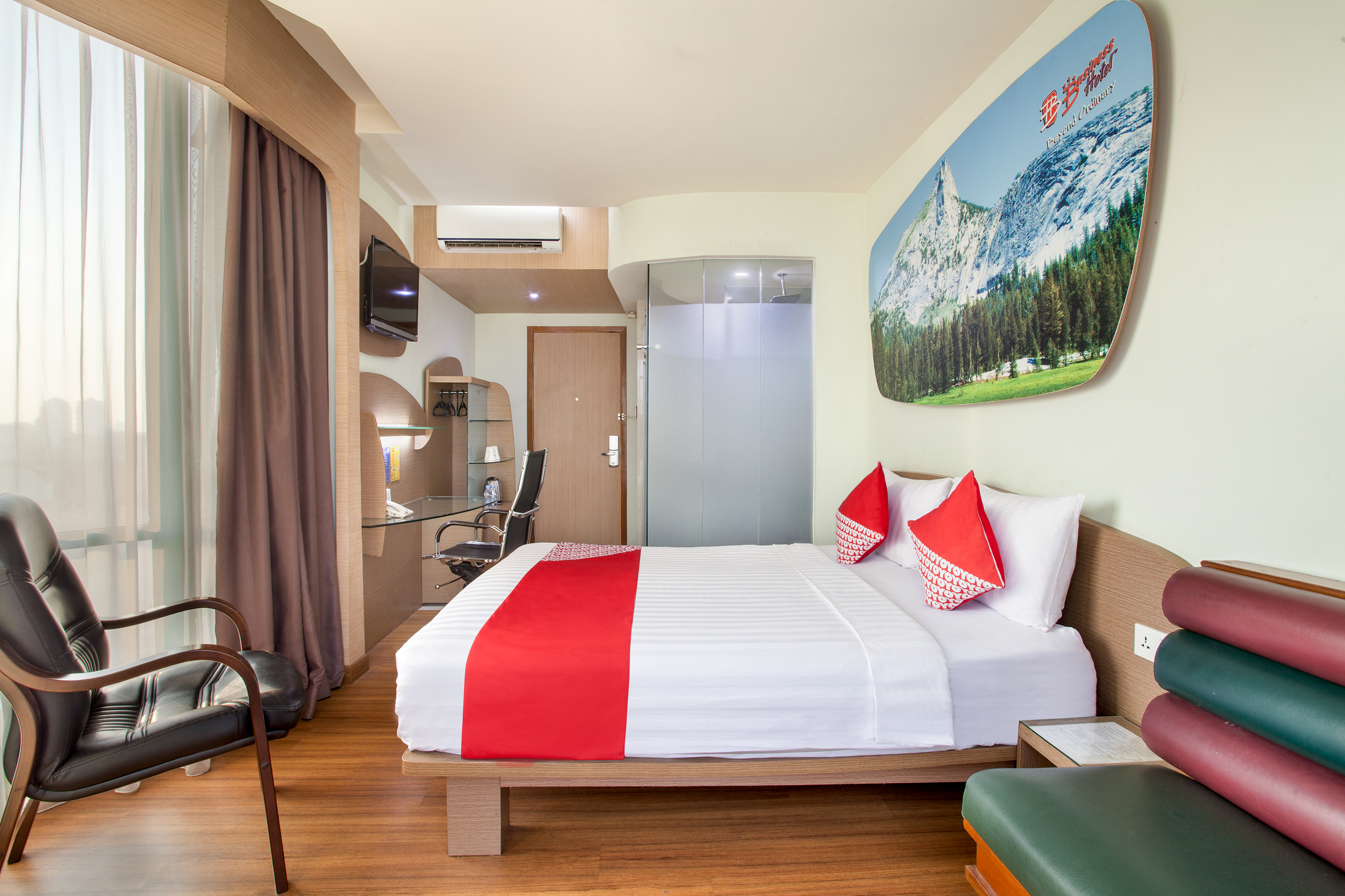 Business Hotel by OYO Rooms