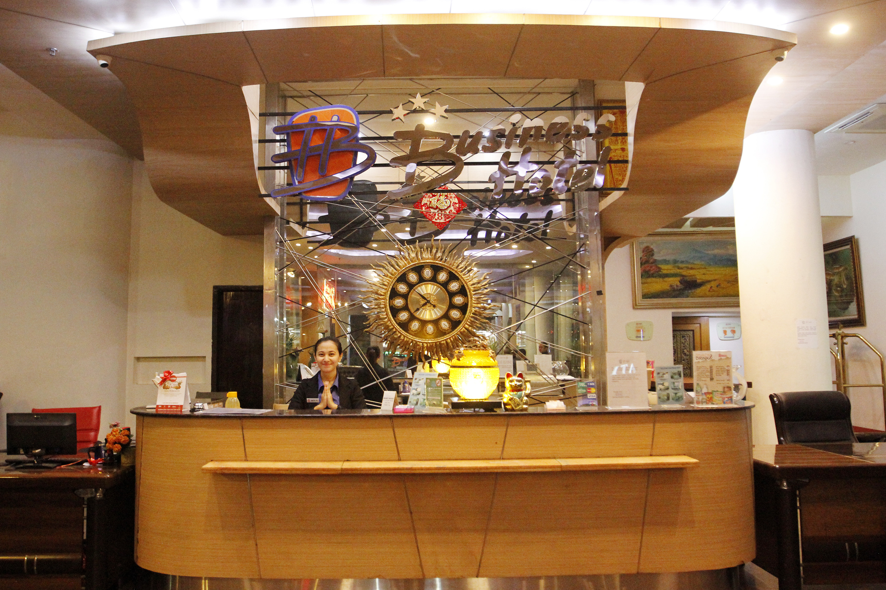 Business Hotel by OYO Rooms