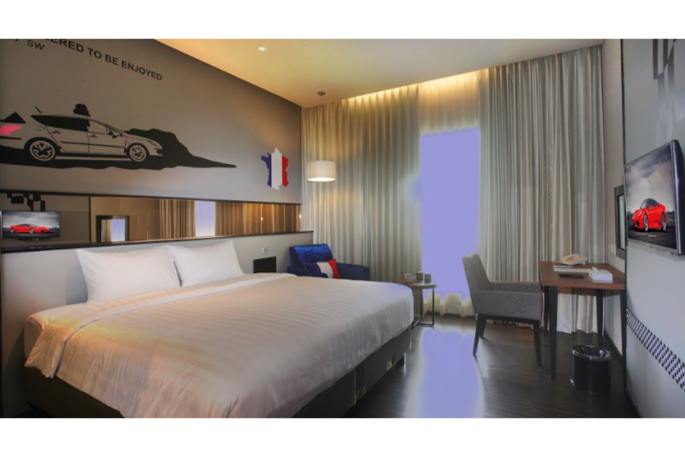 Cabin Hotel