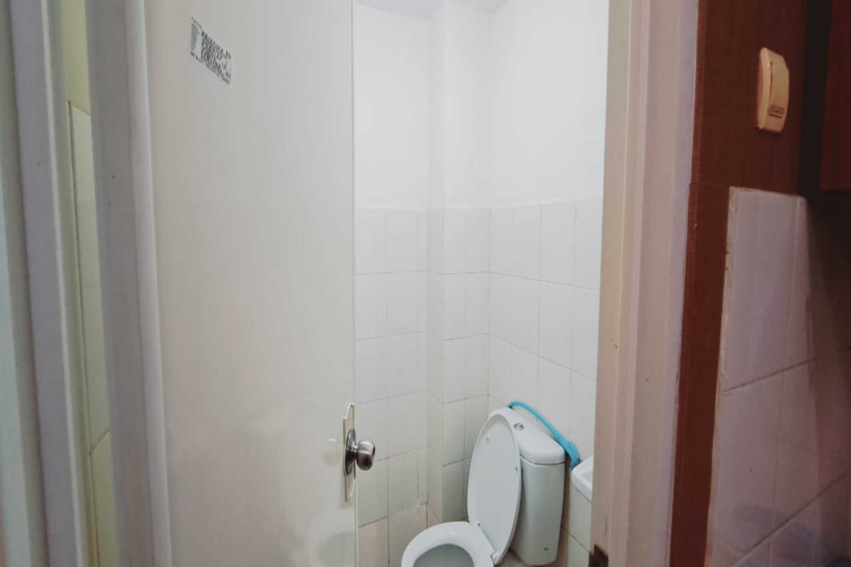 Capital O 94095 Angkasa Hotel Dua