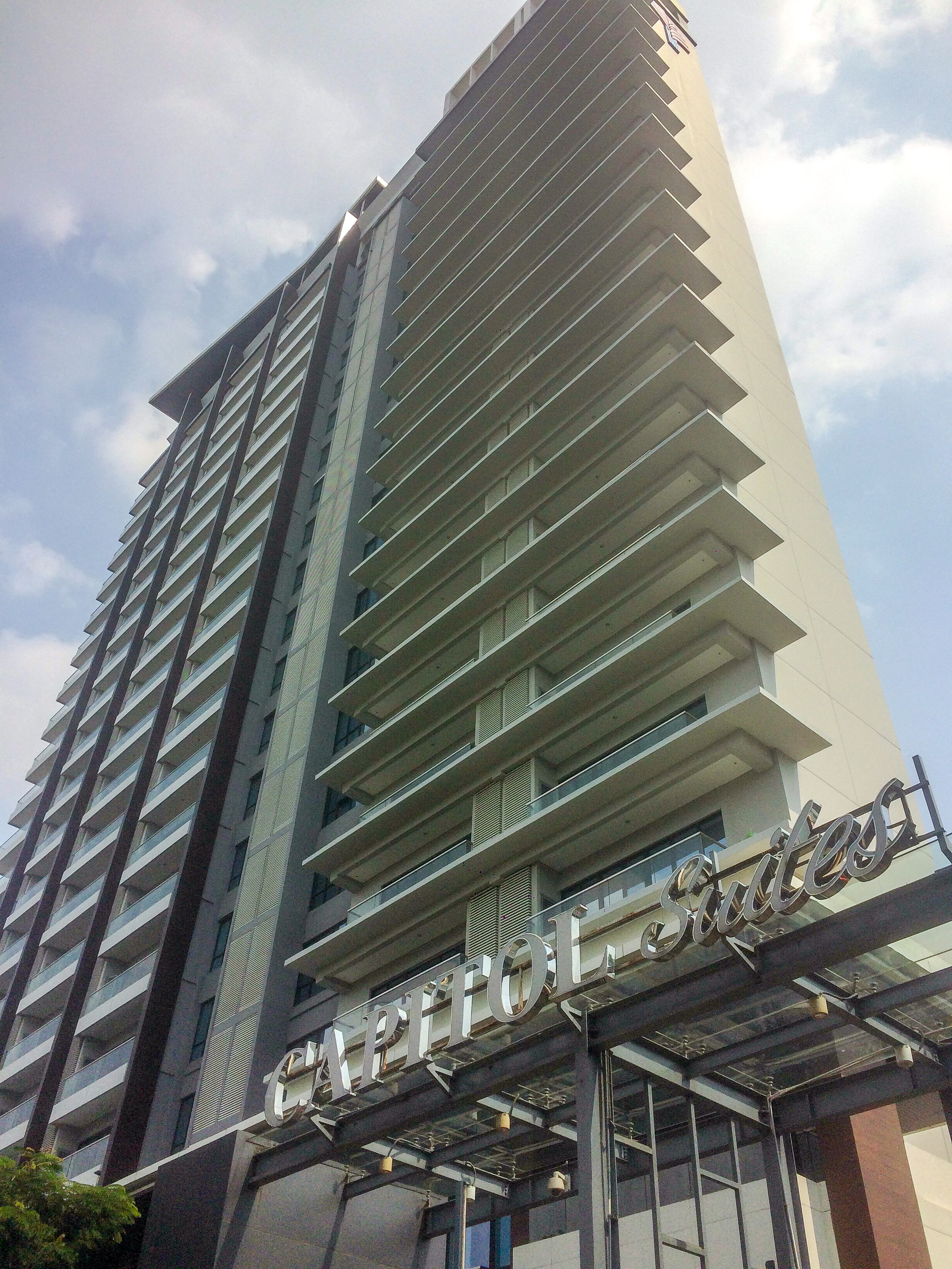 Capitol Suites Apartment