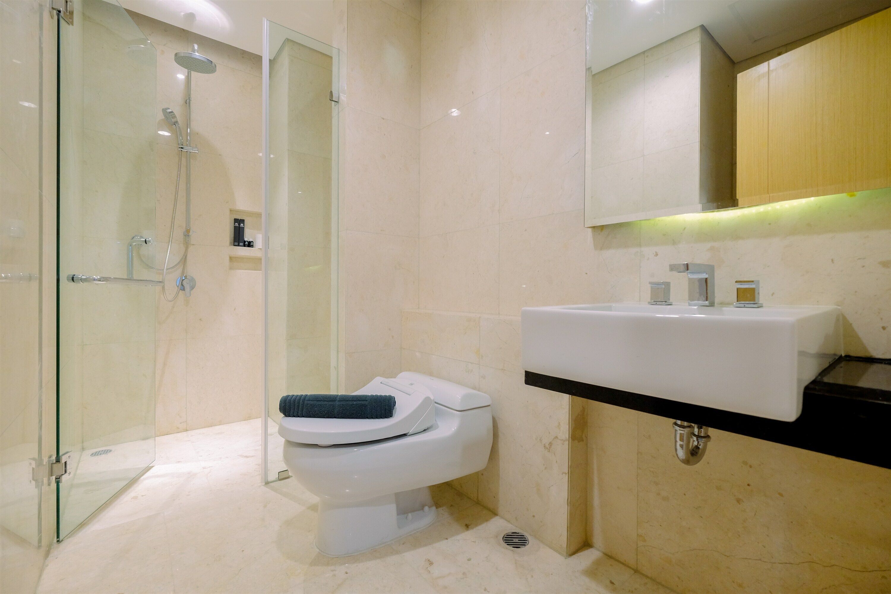 Capitol Suites Apartment