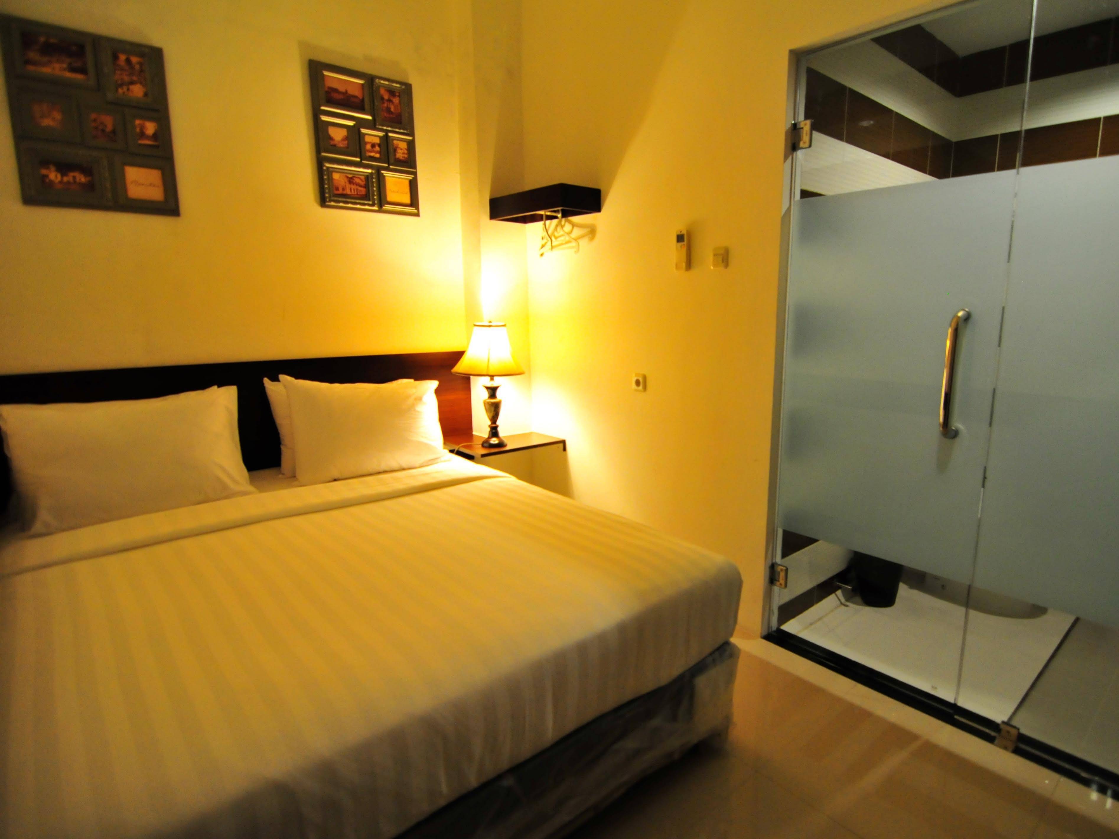 Capsule Hotel Old Batavia