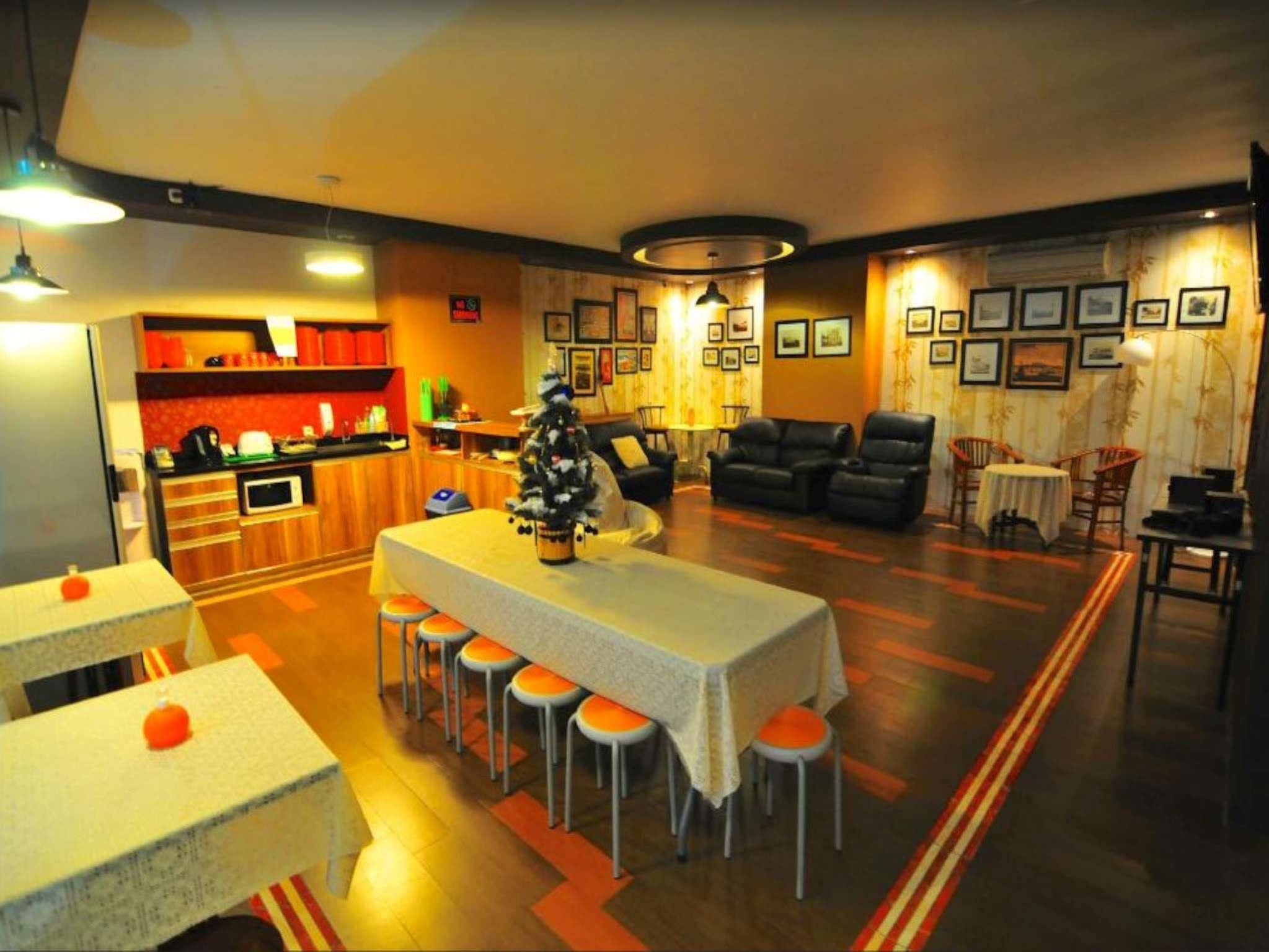 Capsule Hotel Old Batavia