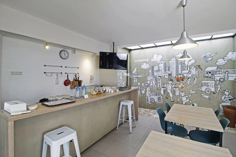 Casaliving by RedDoorz