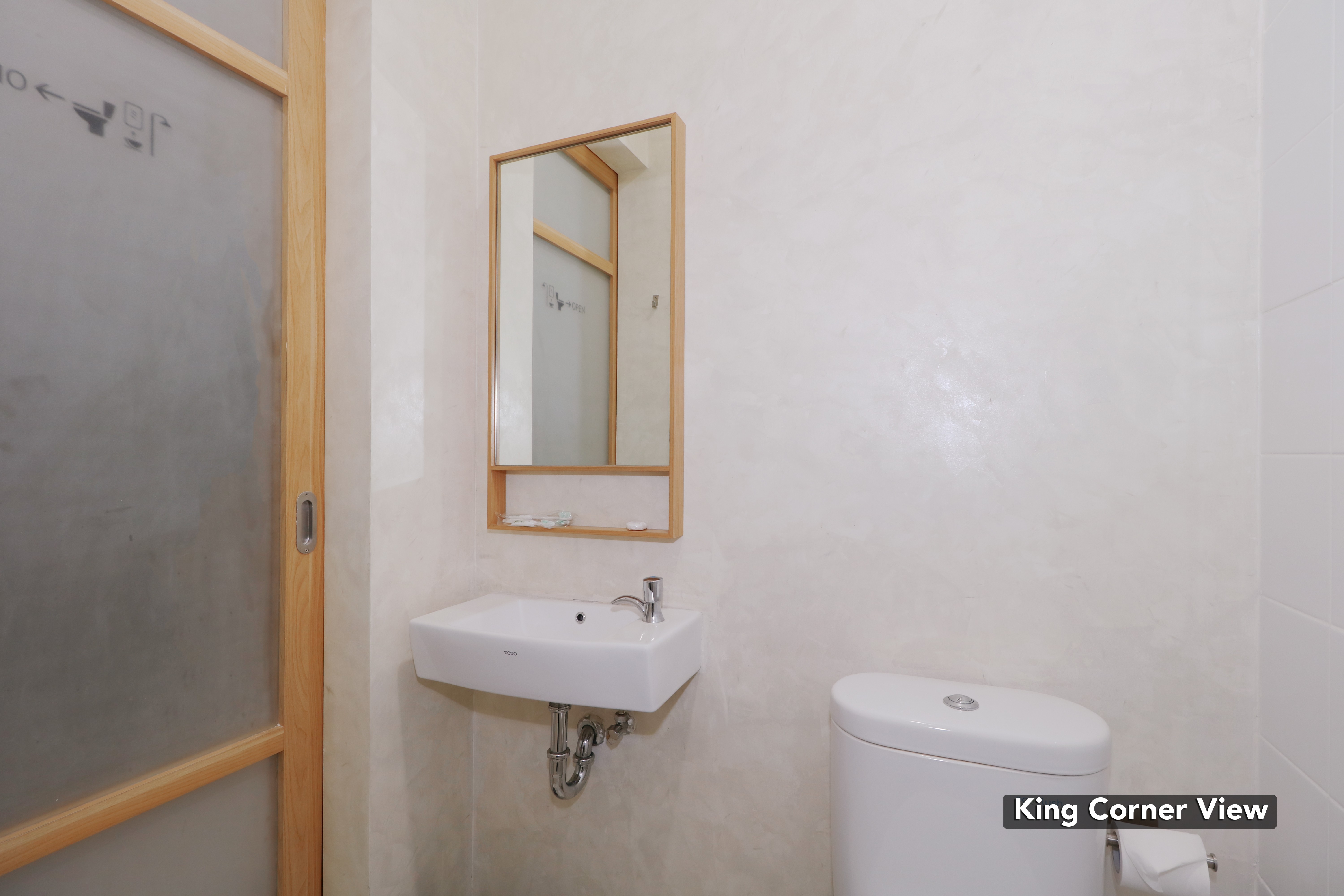 Casa Living Senayan by ZEN Rooms