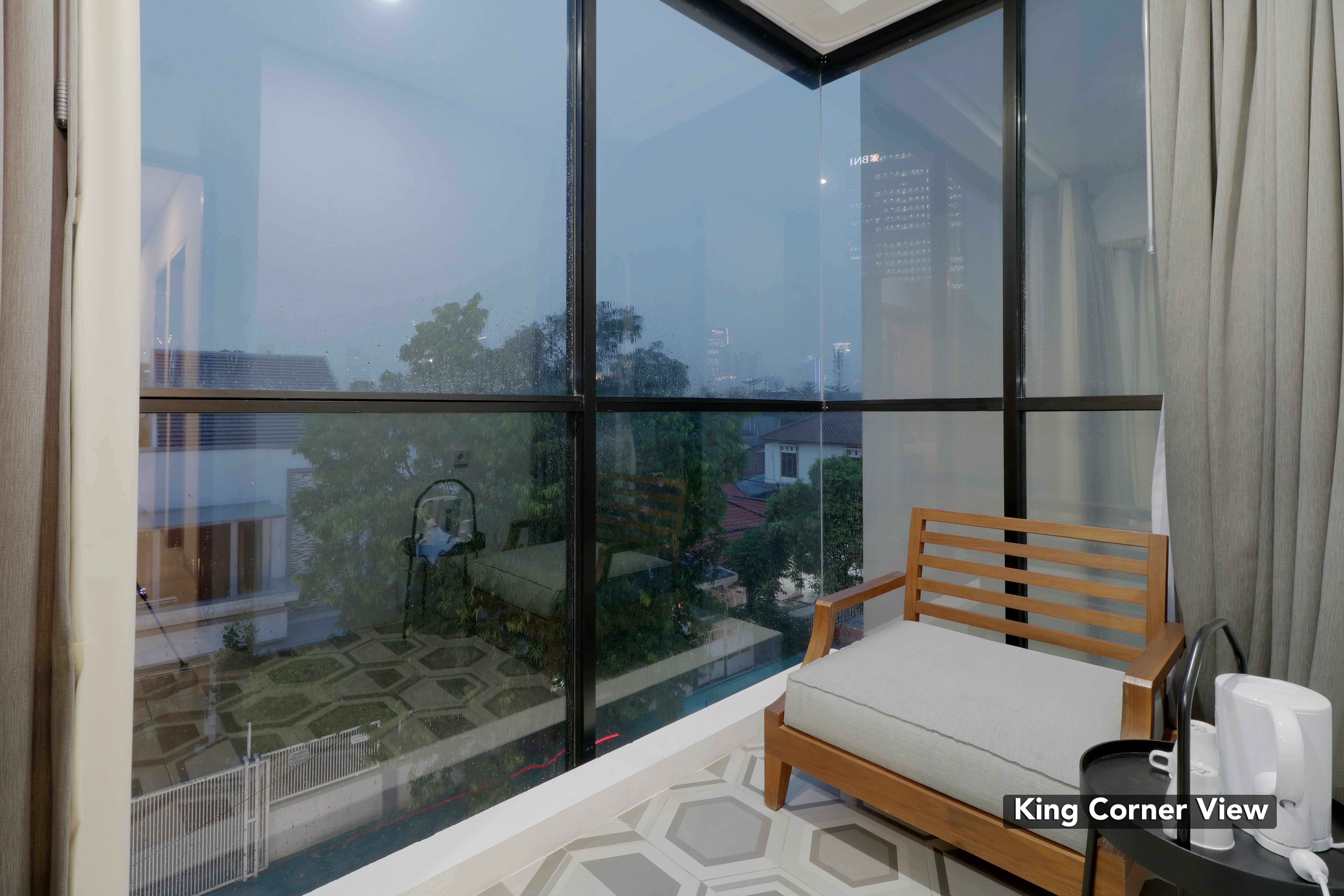 Casa Living Senayan by ZEN Rooms