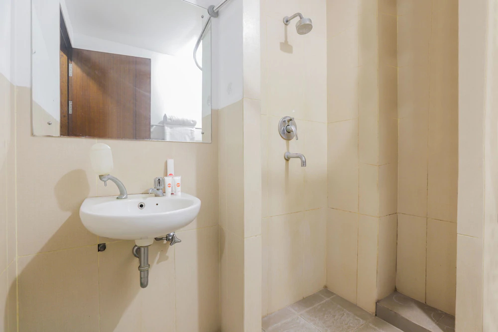 Casamora Cilandak Syariah By OYO Rooms