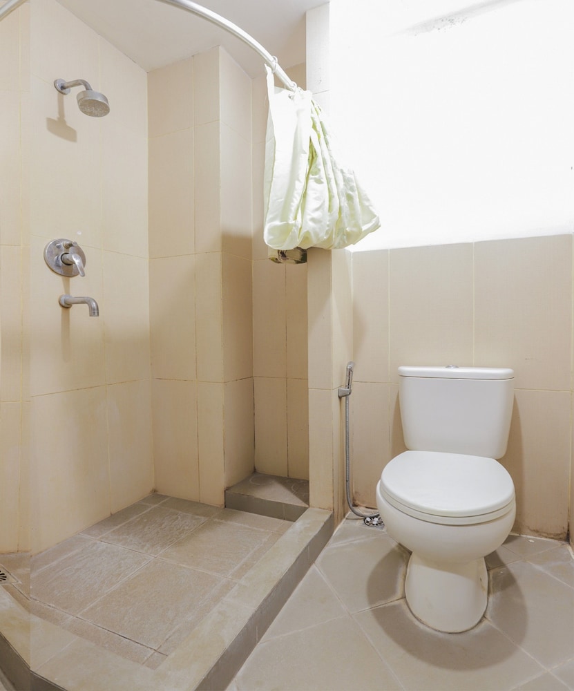 Casamora Cilandak Syariah By OYO Rooms