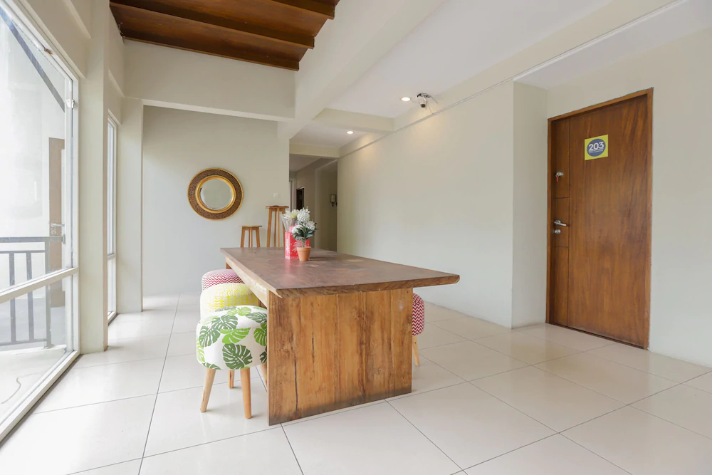 Casamora Cilandak Syariah By OYO Rooms