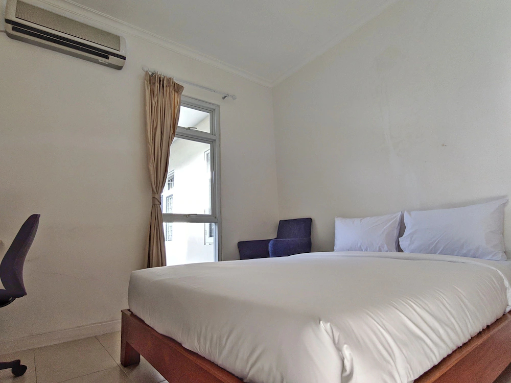 Chic Home Kemang by FLAT06