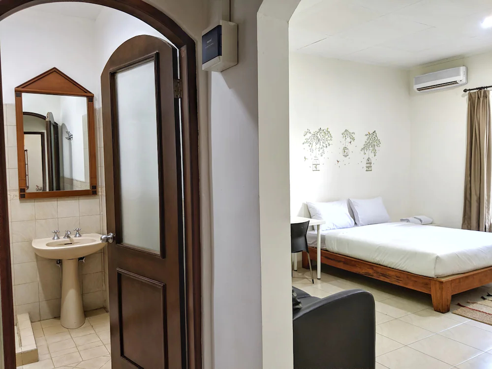 Chic Home Kemang by FLAT06