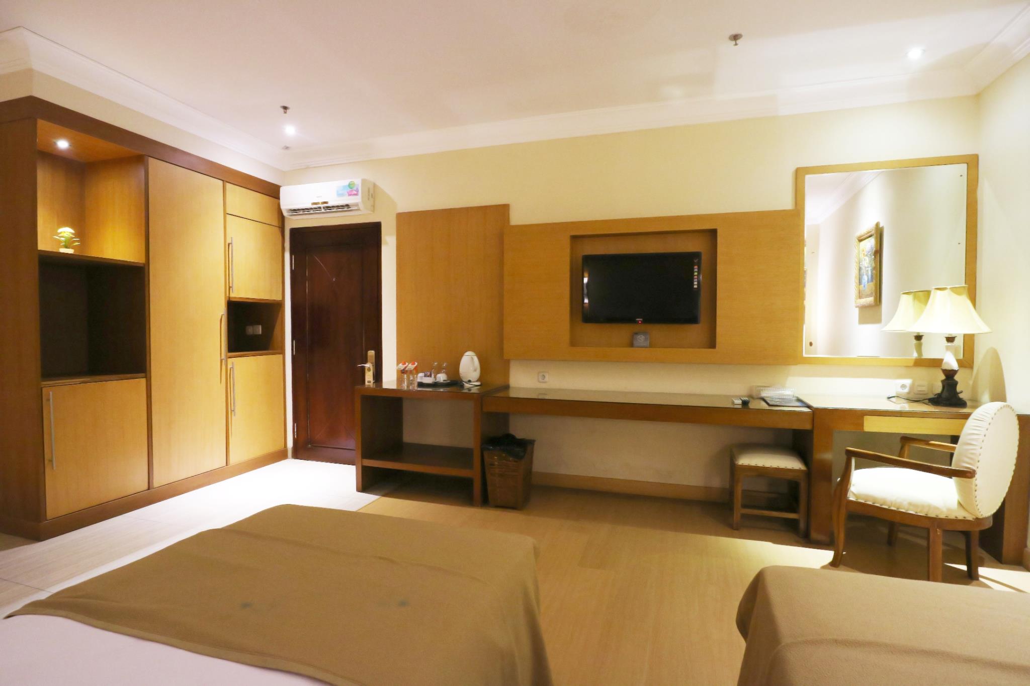 Coins Hotel
