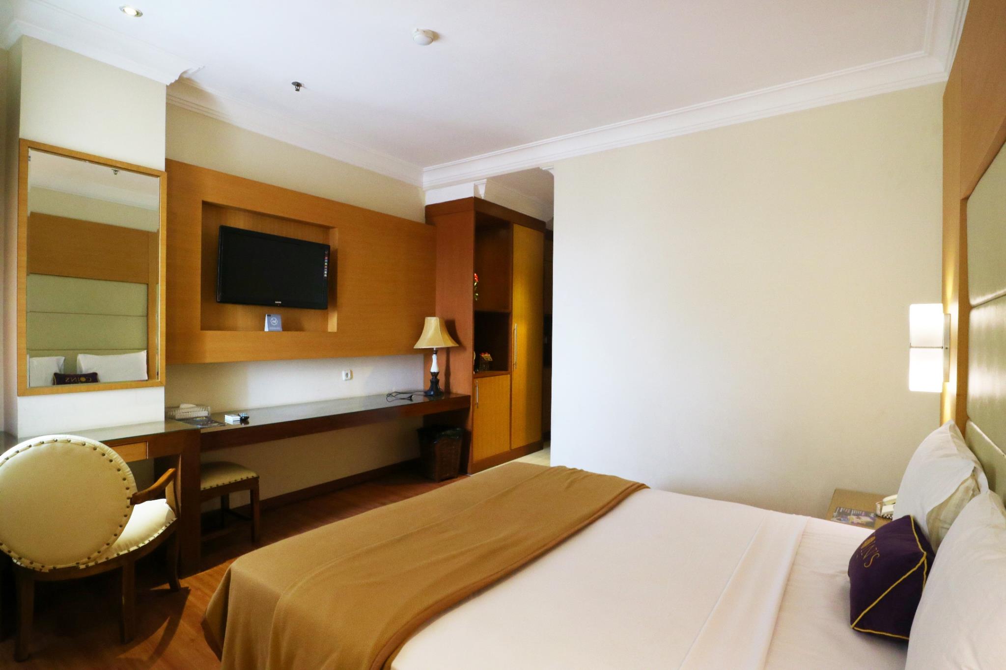 Coins Hotel