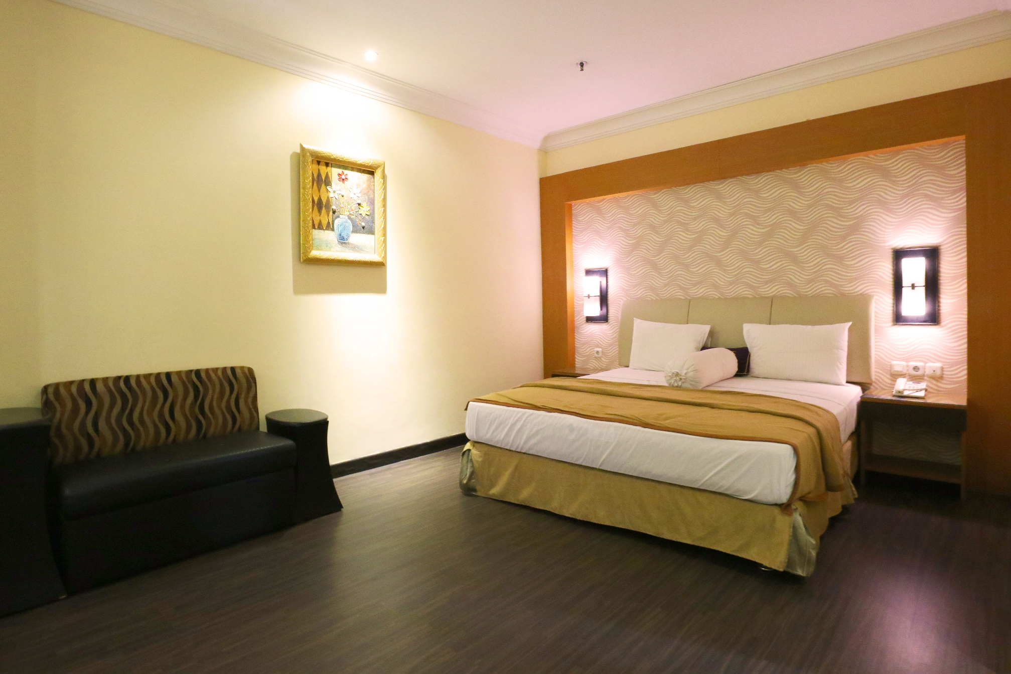 Coins Hotel