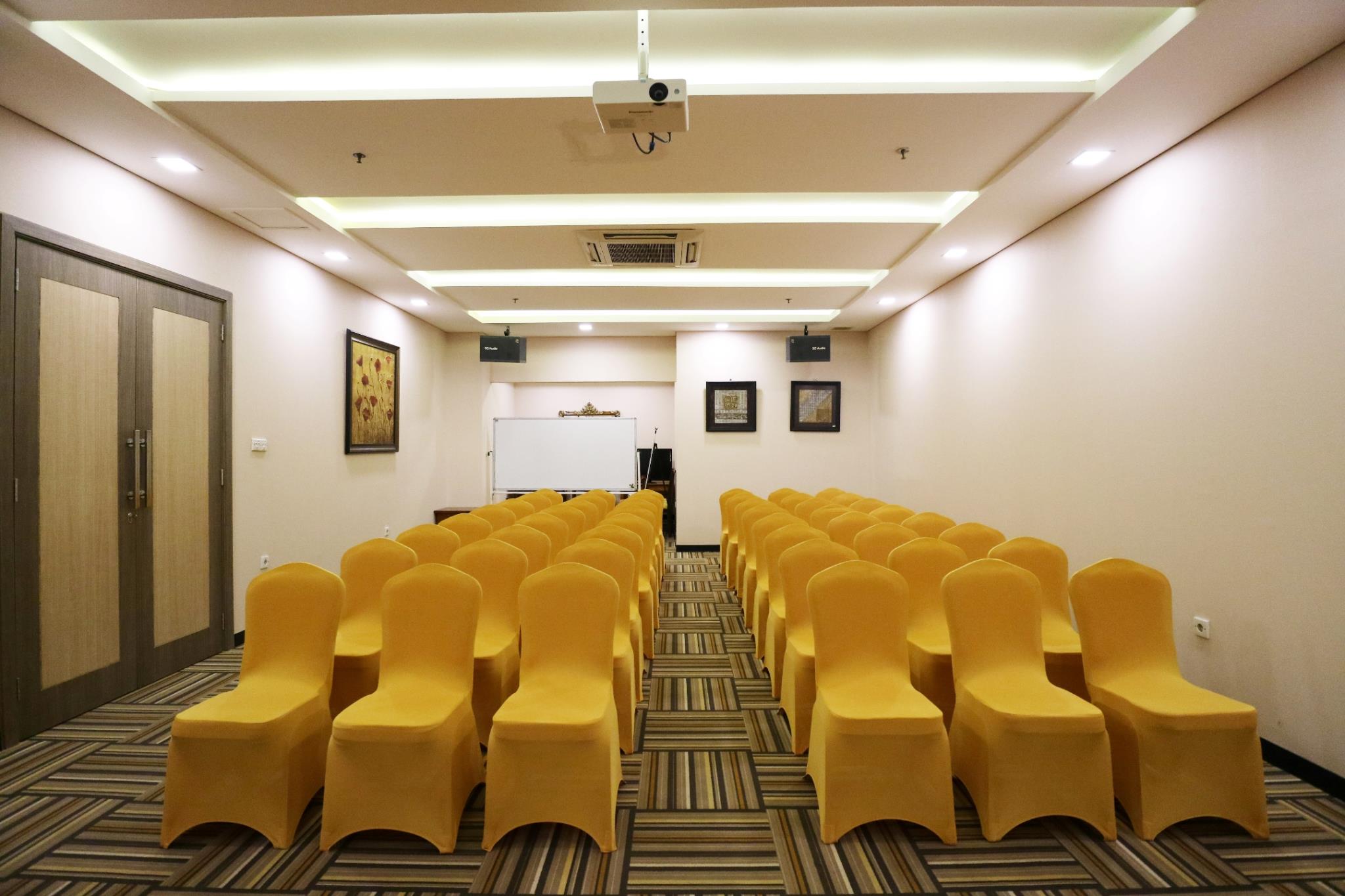 Coins Hotel