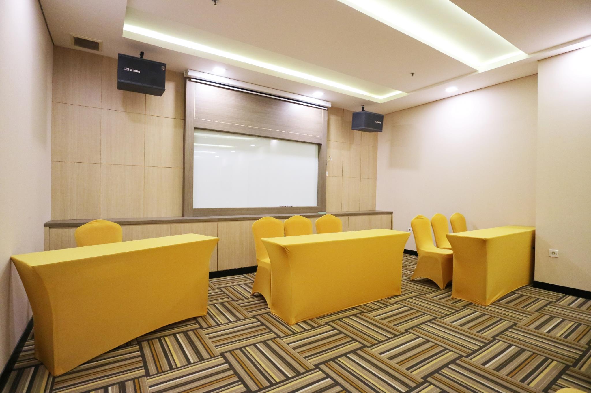 Coins Hotel