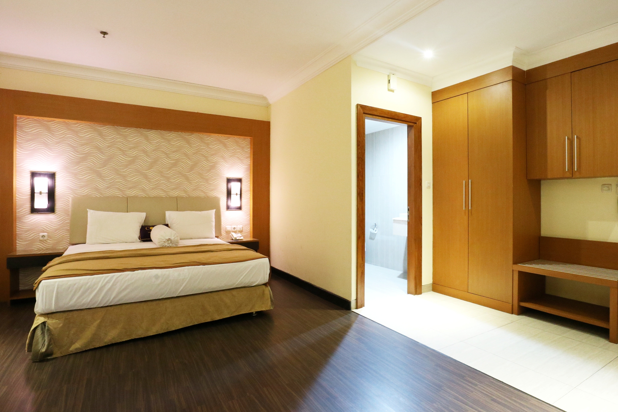 Coins Hotel