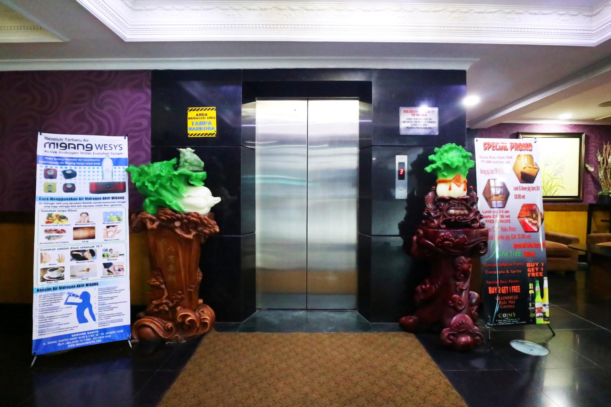 Coins Hotel
