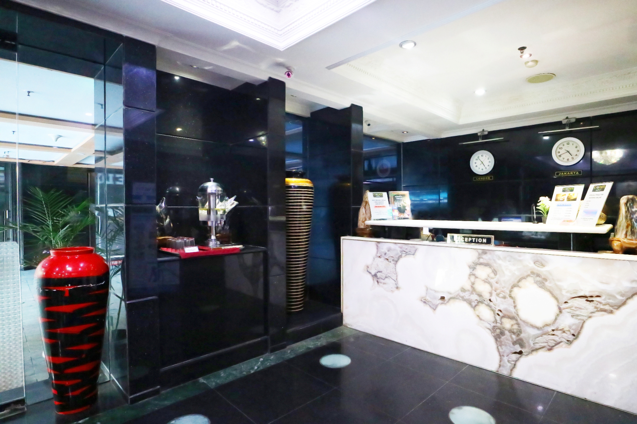 Coins Hotel