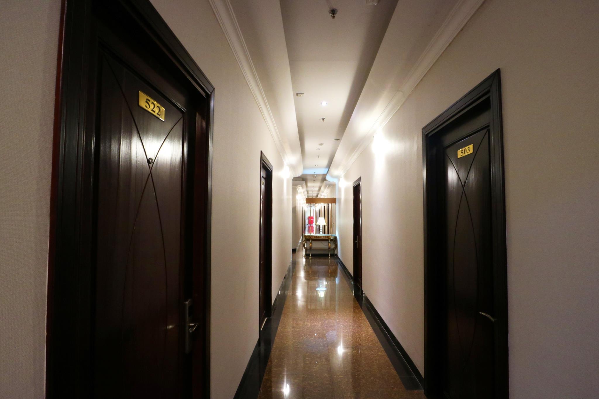 Coins Hotel