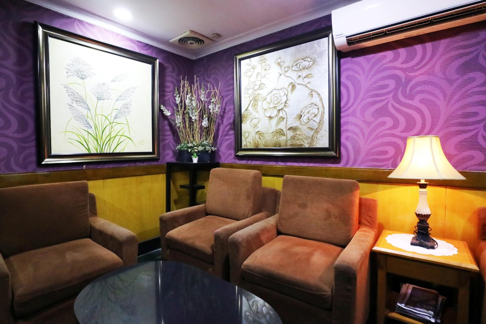Coins Hotel