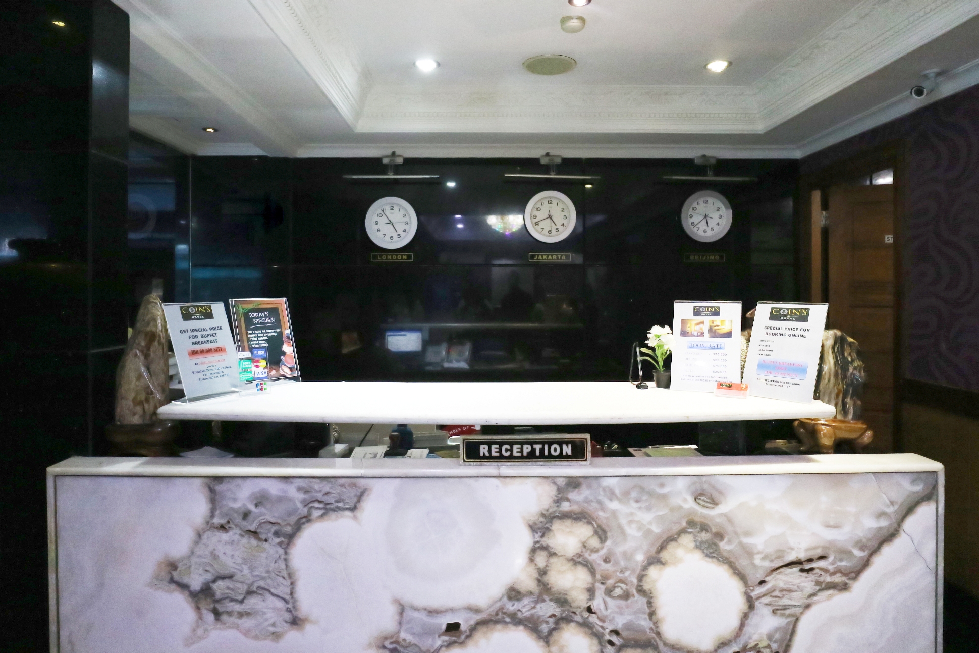 Coins Hotel