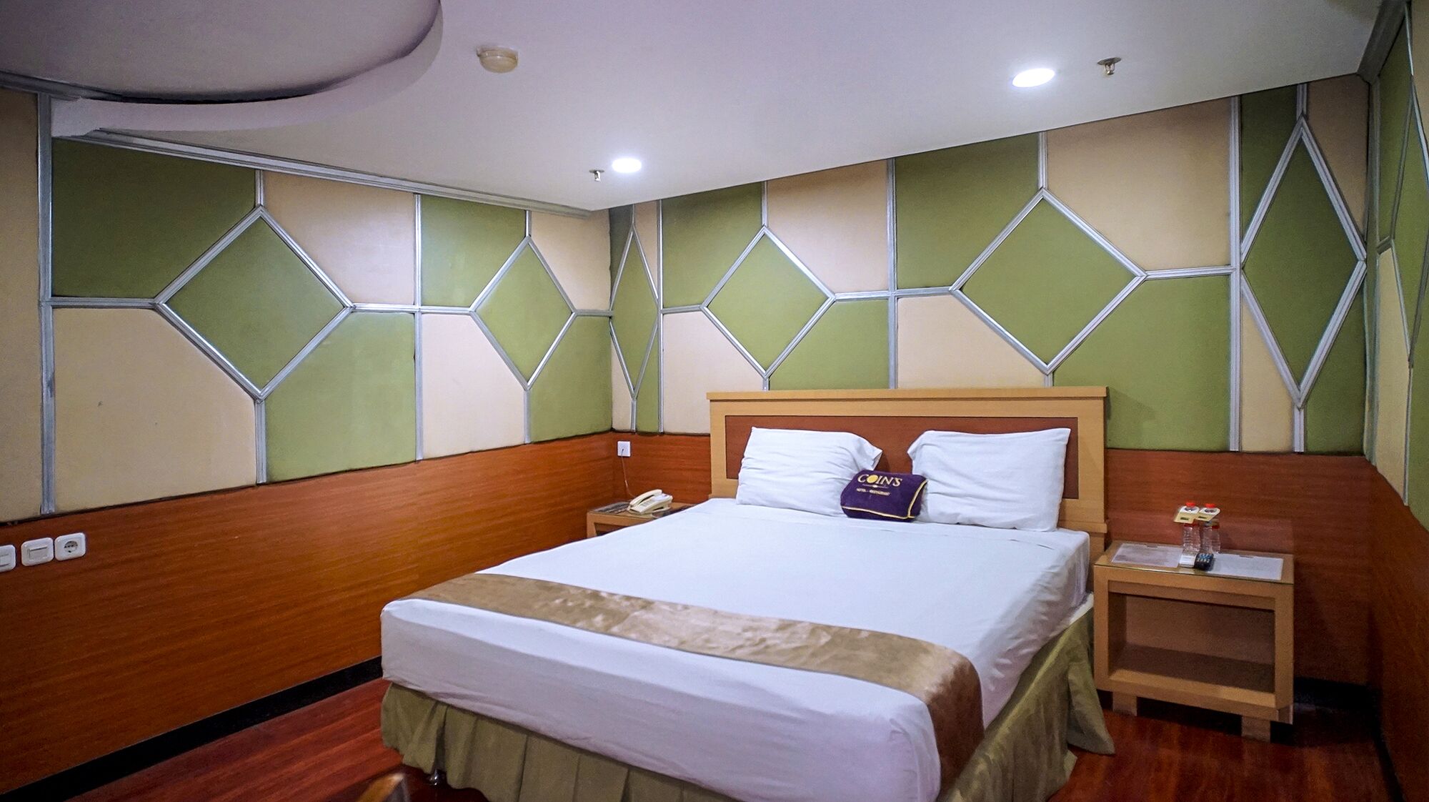 Coins Hotel By Ruang Nyaman