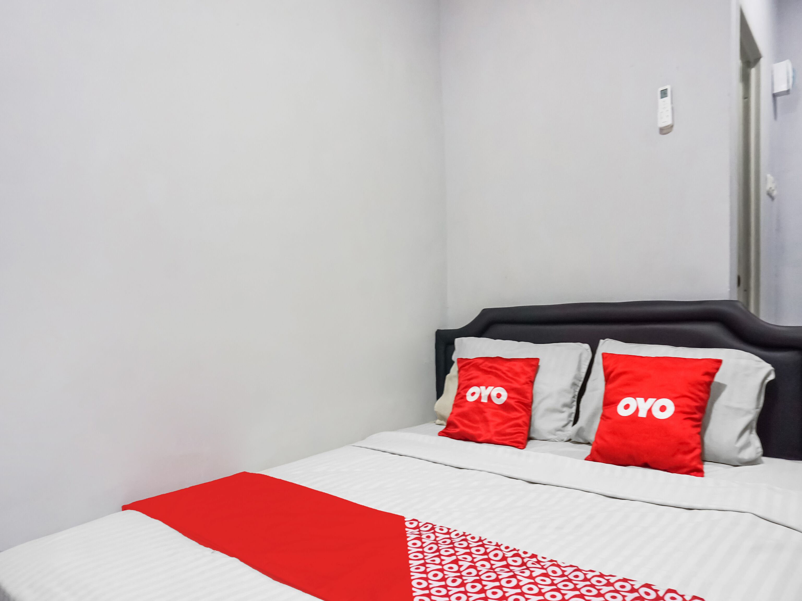 Collection O 91131 New V1 Hotel Near Stasiun Mangga Besar