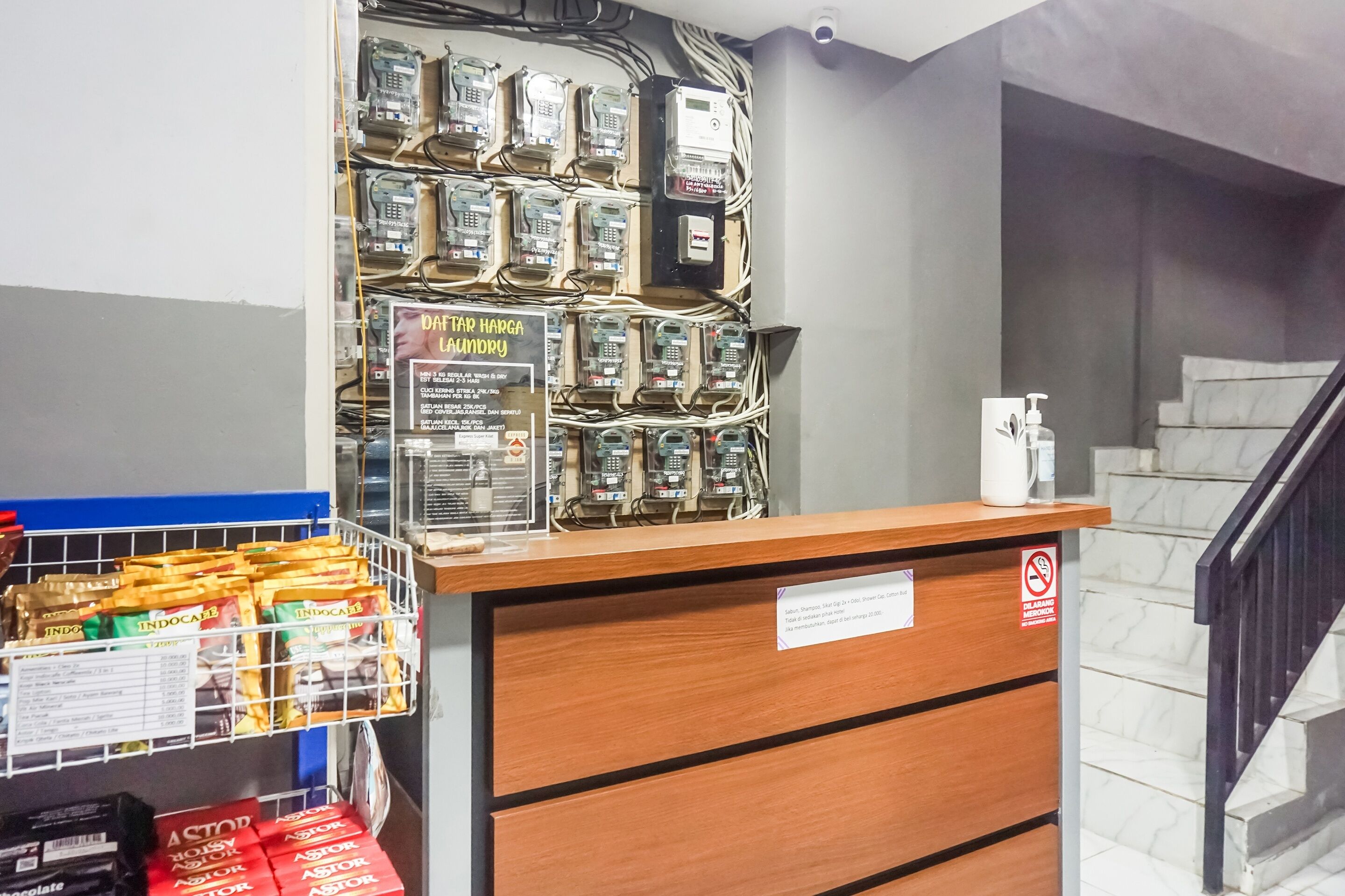 Collection O 91131 New V1 Hotel Near Stasiun Mangga Besar