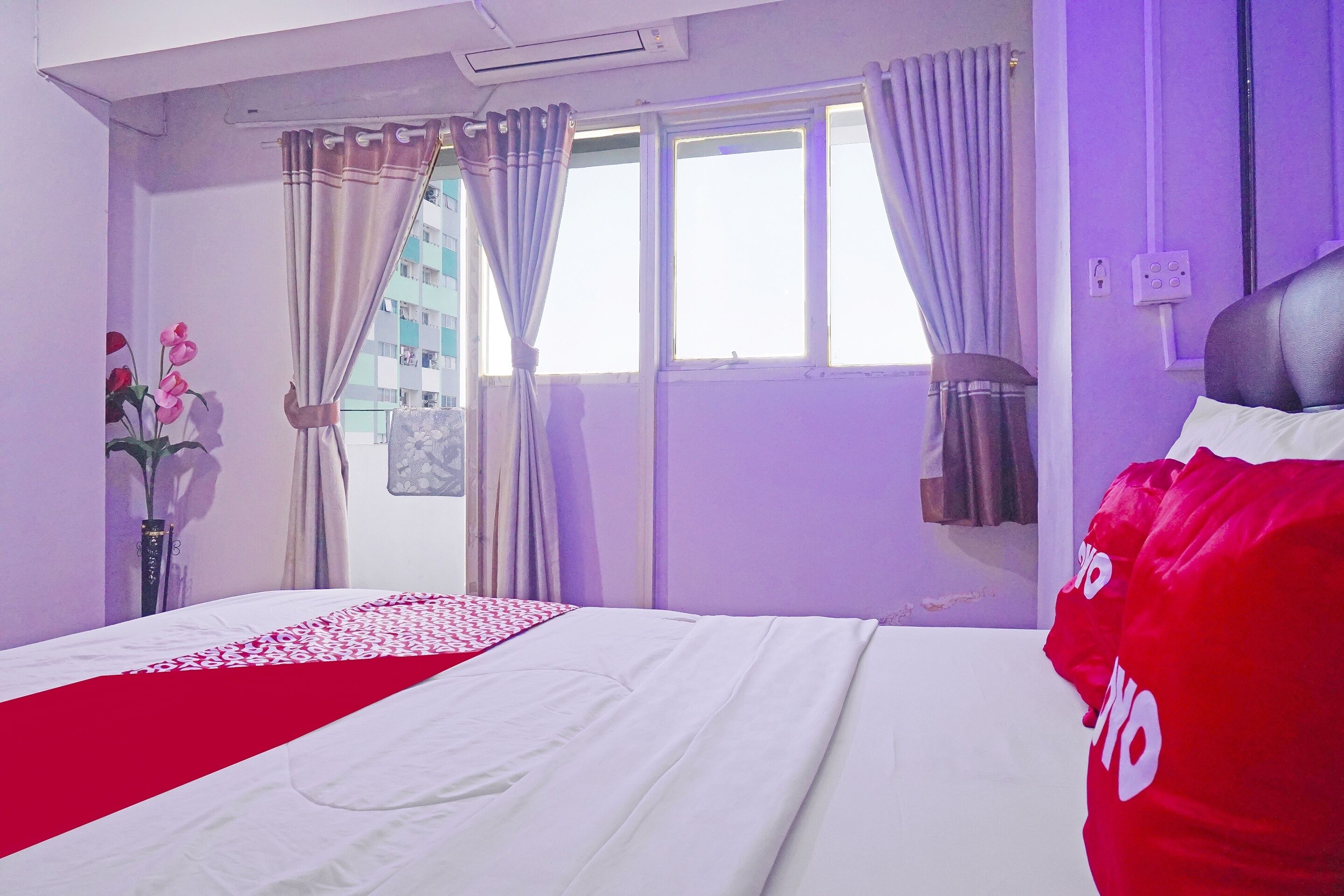 Collection O 91470 De Royal Sentra Timur