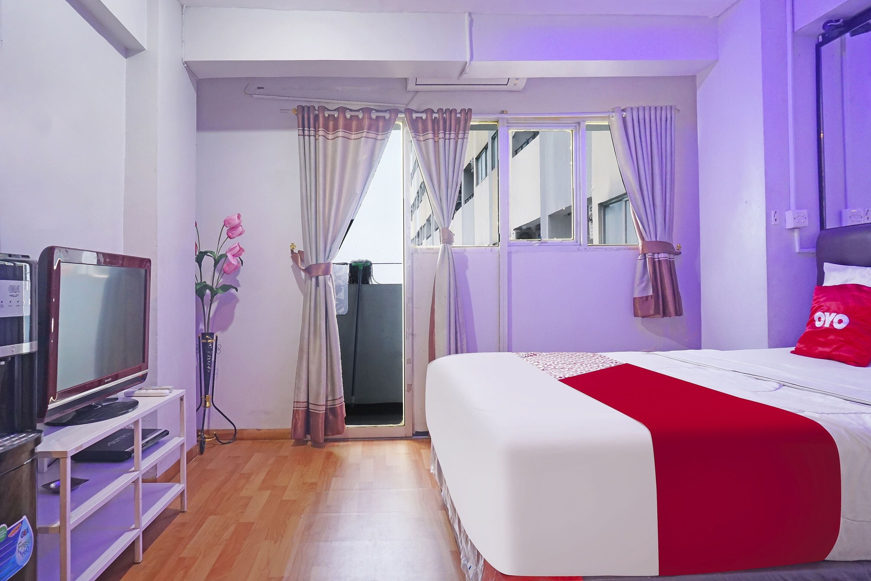 Collection O 91470 De Royal Sentra Timur