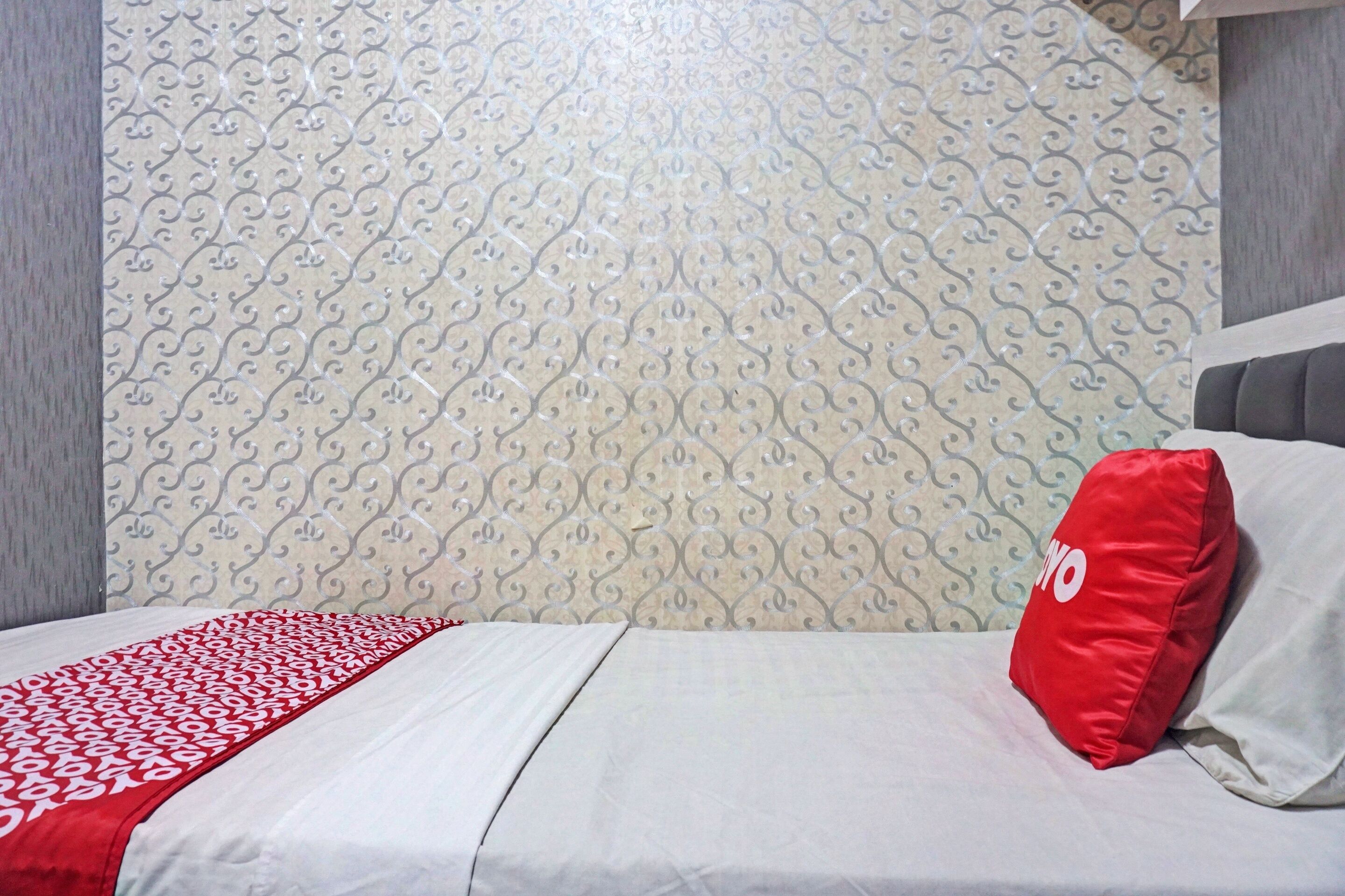 Collection O A99 Property