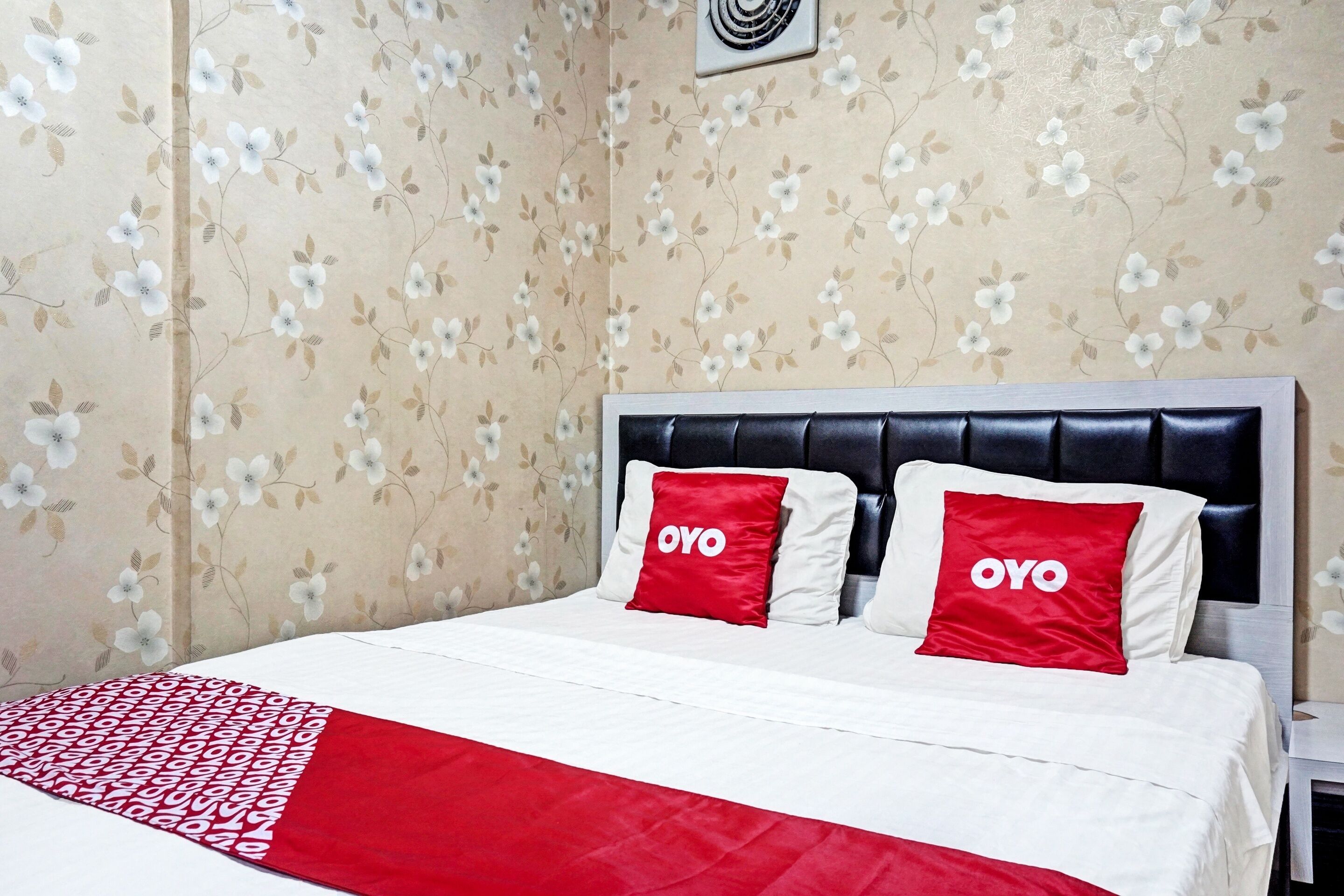 Collection O A99 Property