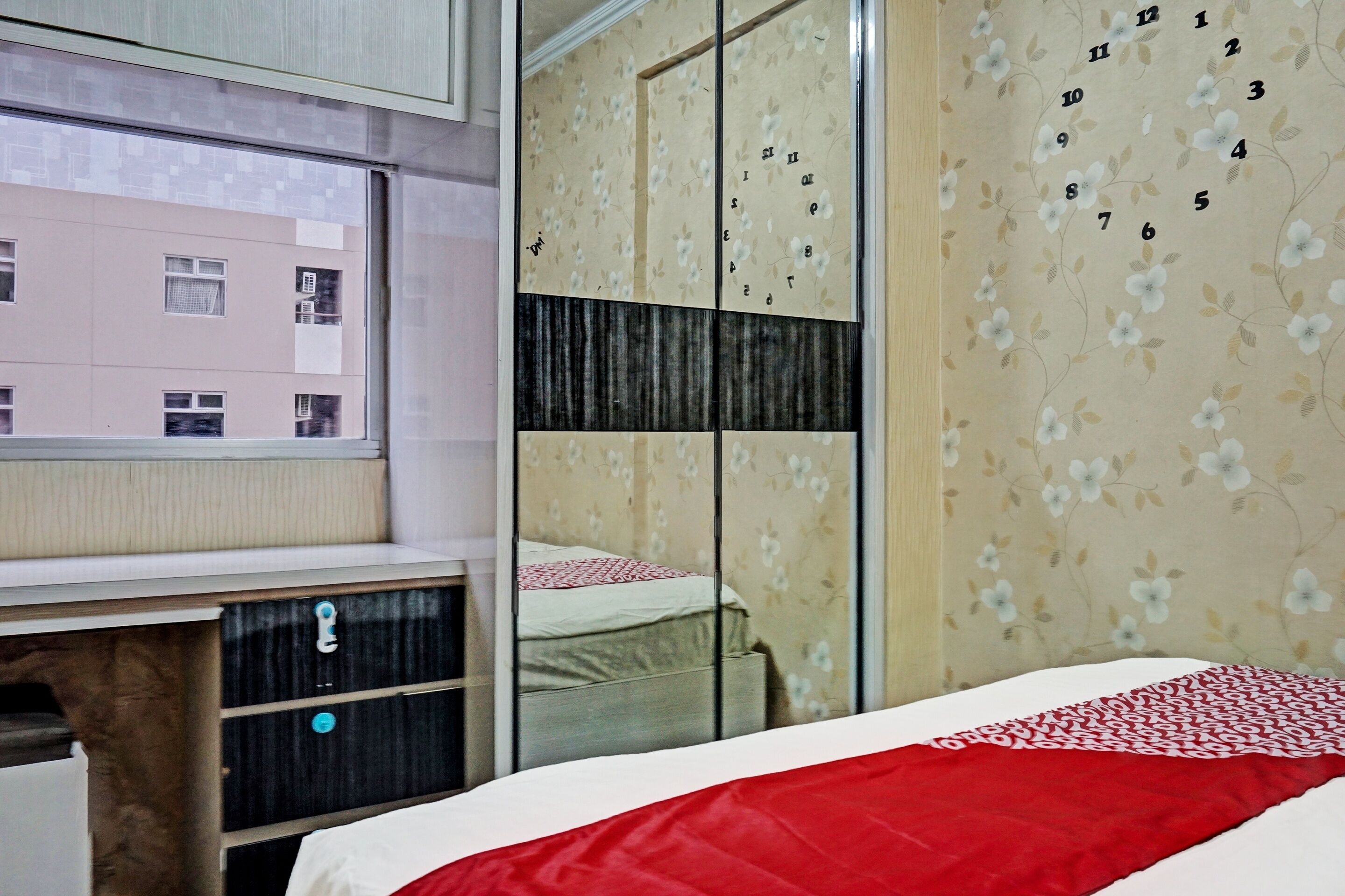 Collection O A99 Property