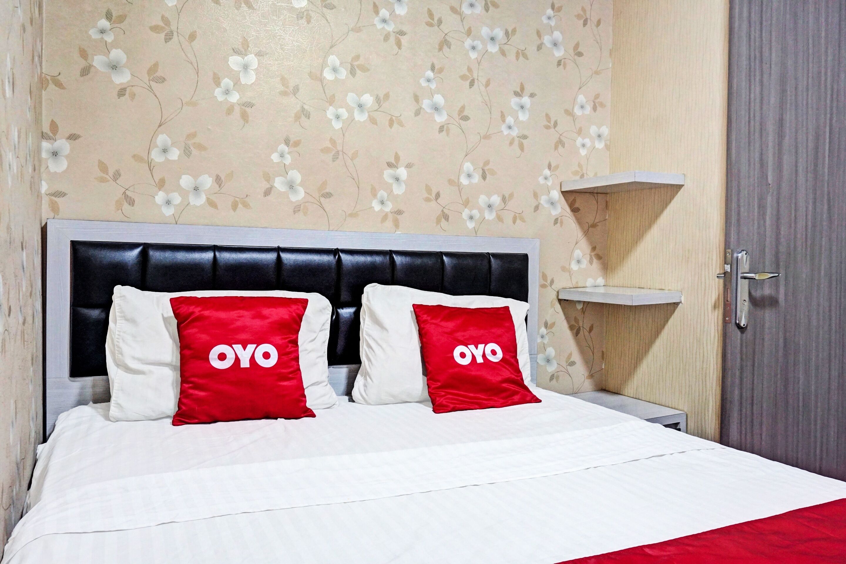 Collection O A99 Property