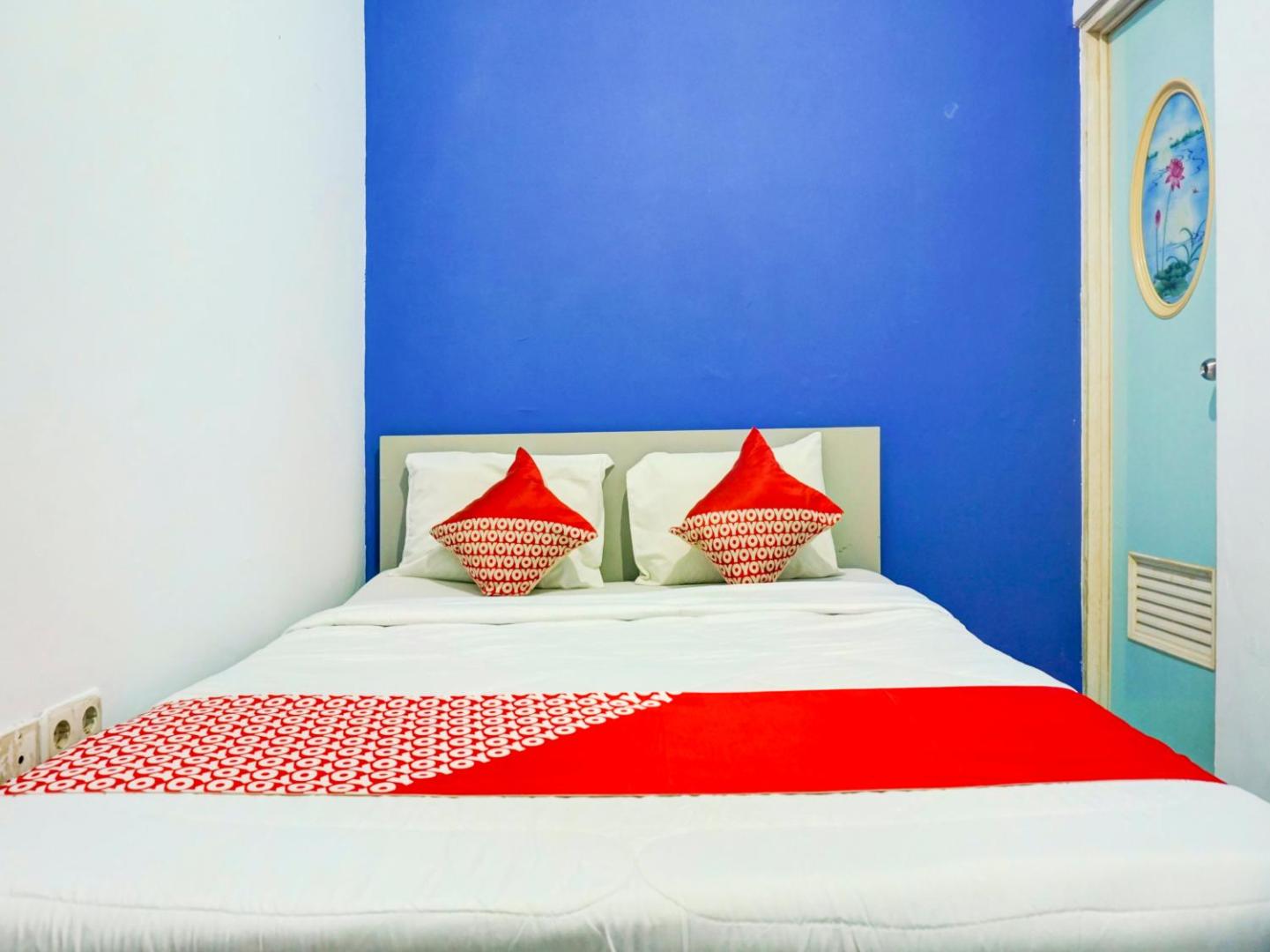 Cosmo Tanjung Duren by OYO Rooms