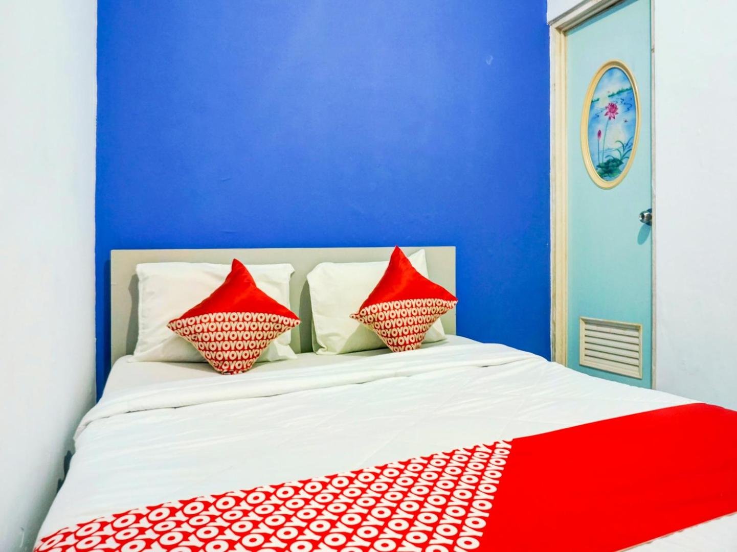 Cosmo Tanjung Duren by OYO Rooms