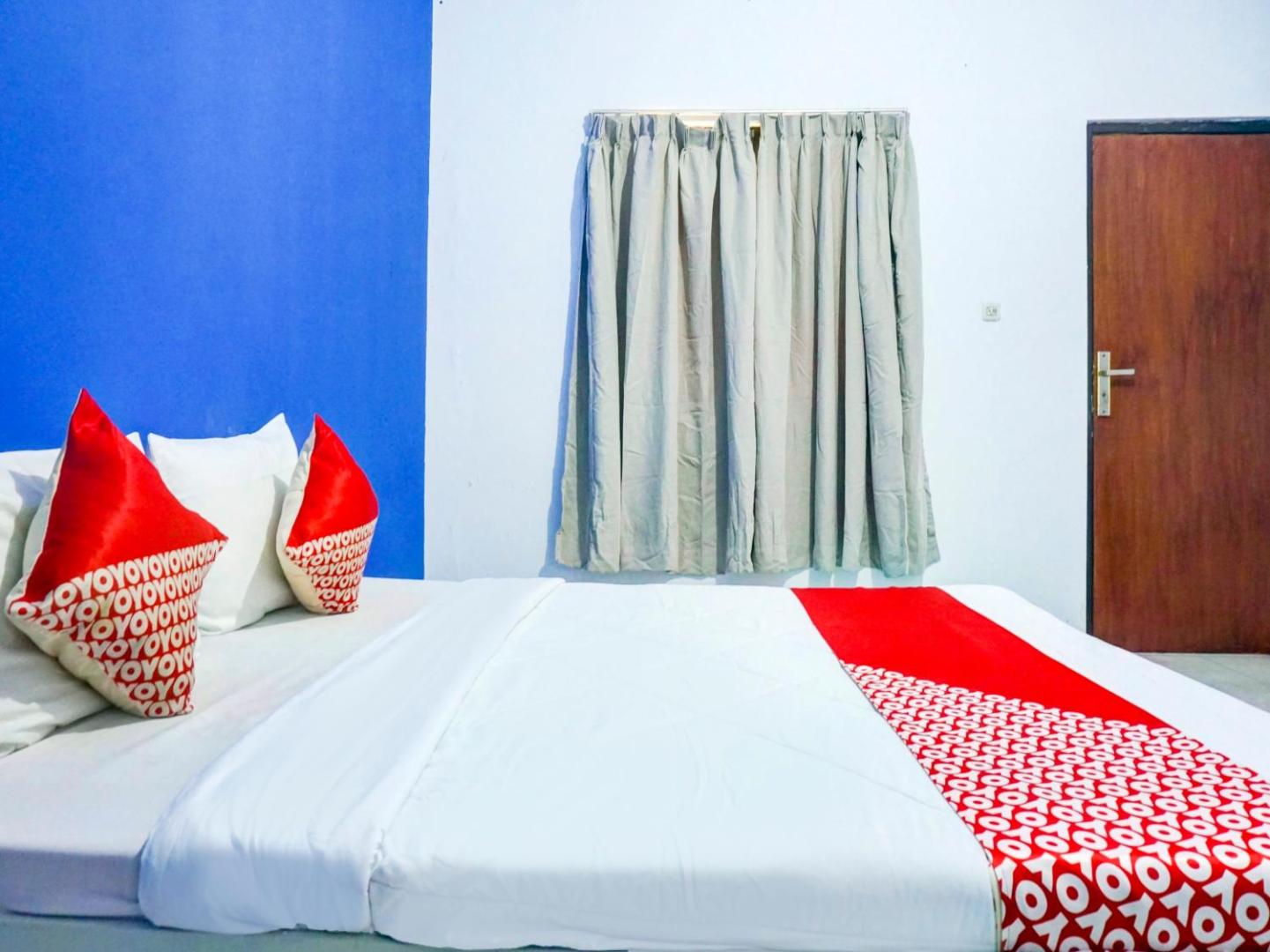 Cosmo Tanjung Duren by OYO Rooms