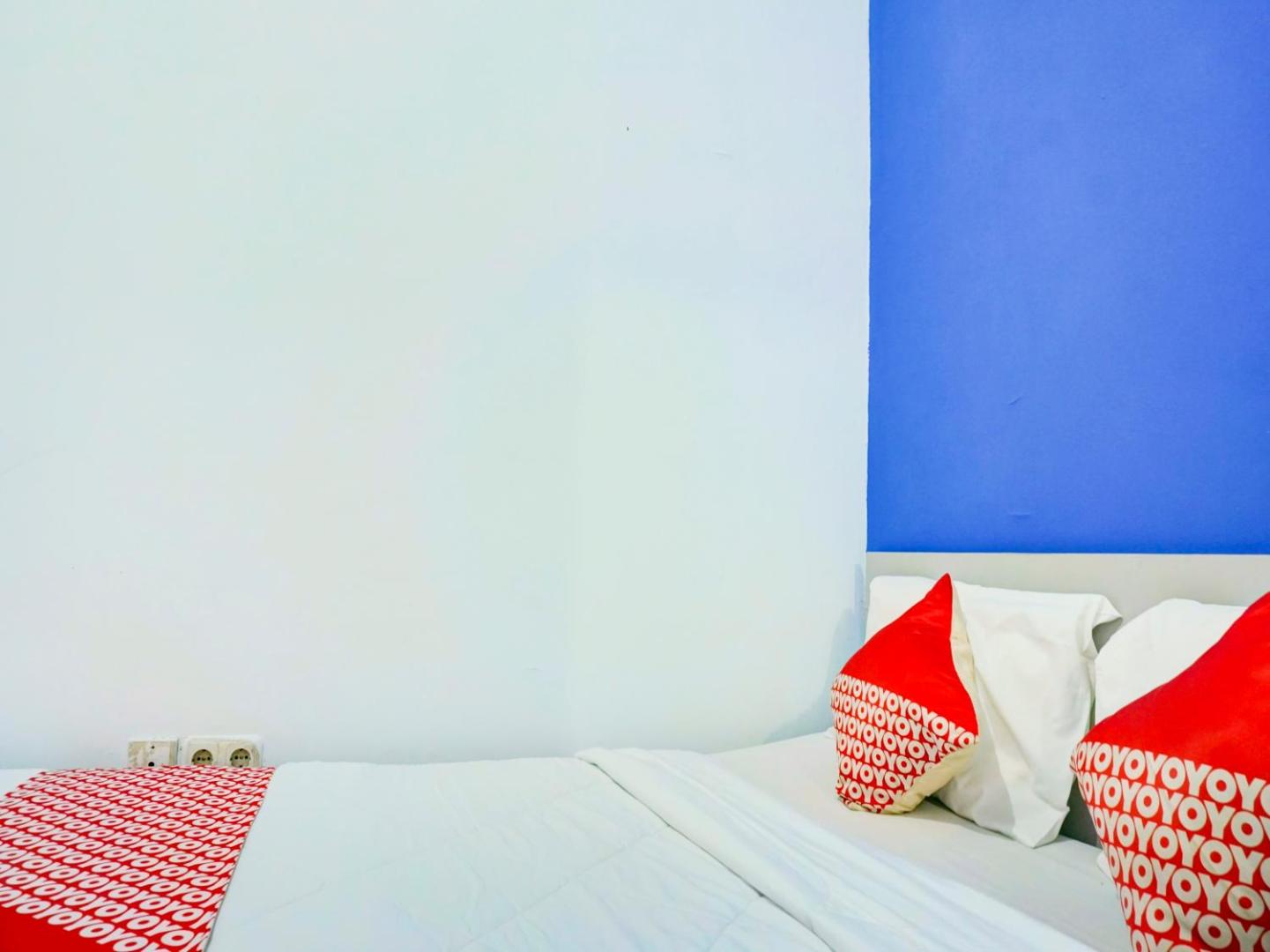 Cosmo Tanjung Duren by OYO Rooms