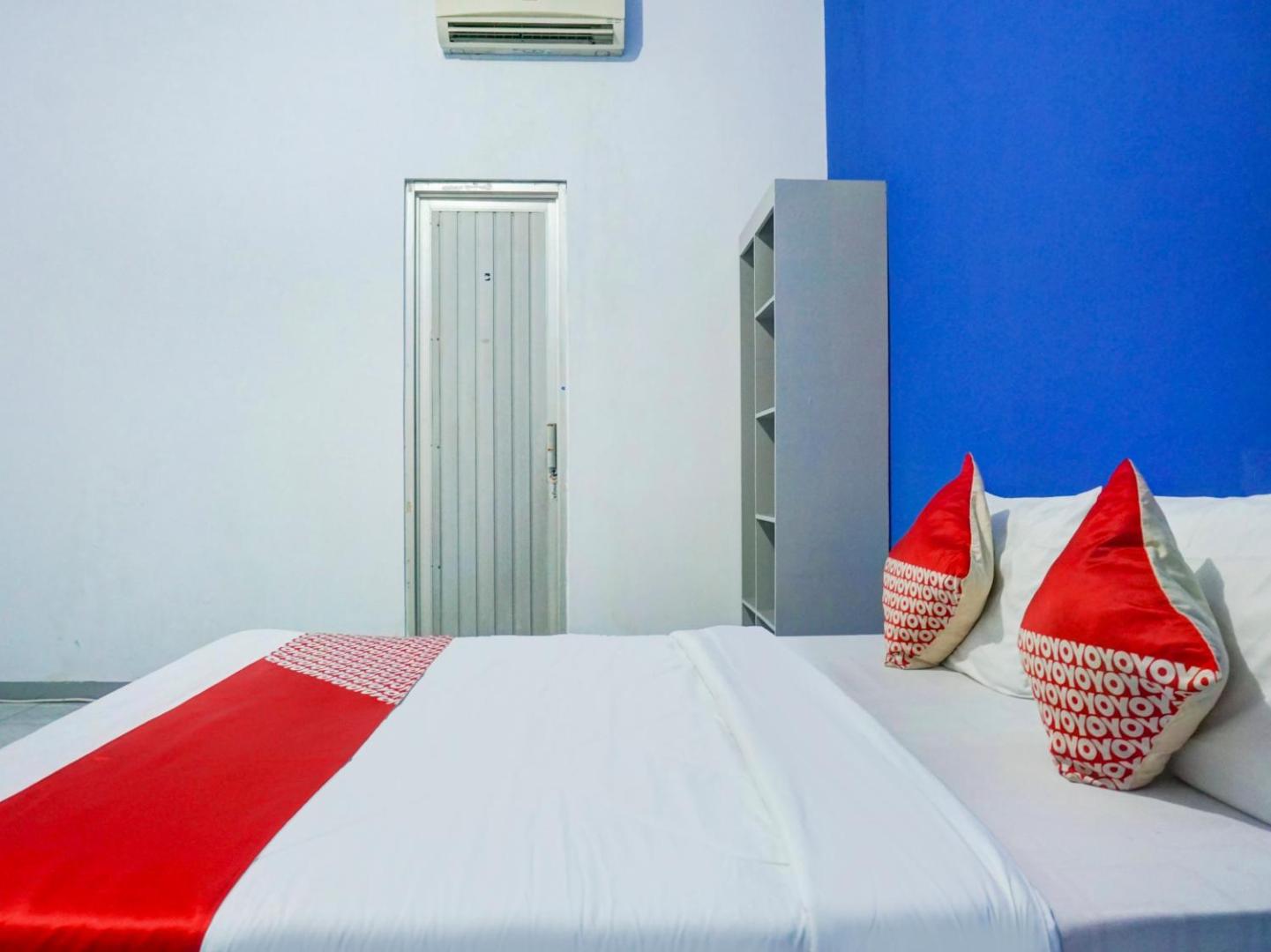 Cosmo Tanjung Duren by OYO Rooms