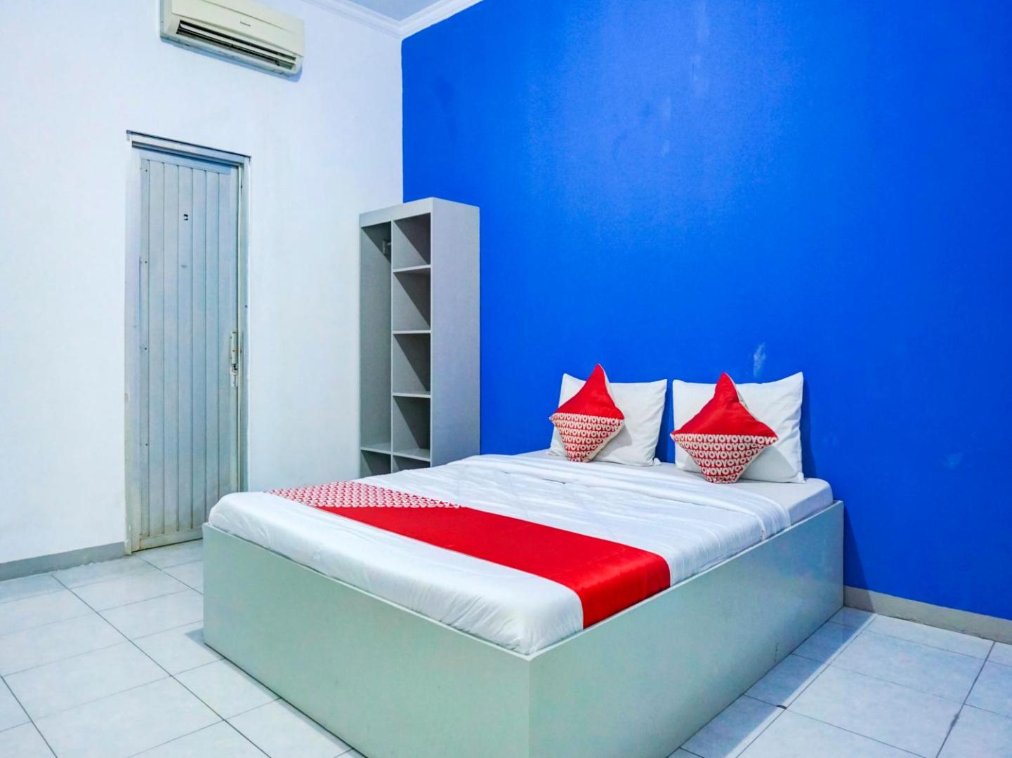Cosmo Tanjung Duren by OYO Rooms
