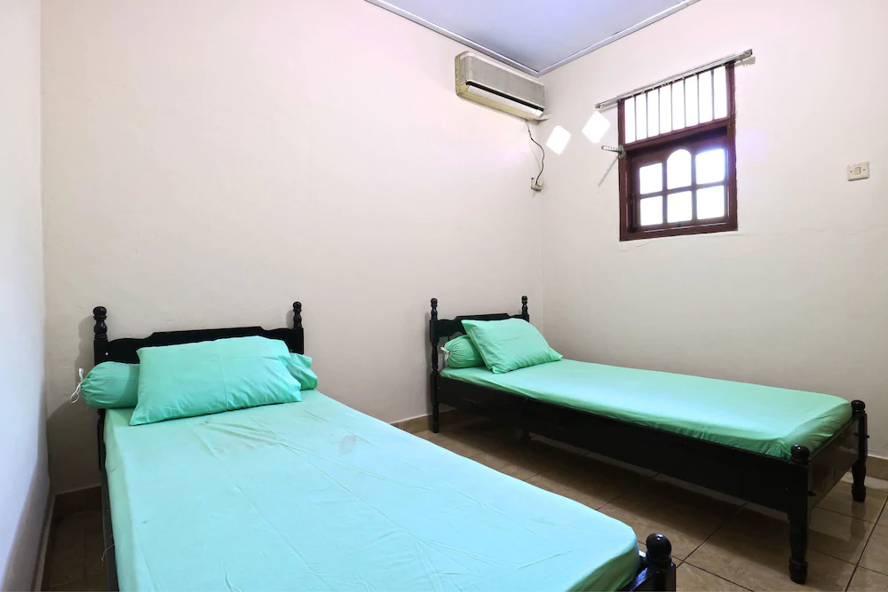 OYO 2256 Danysa Guesthouse Syariah